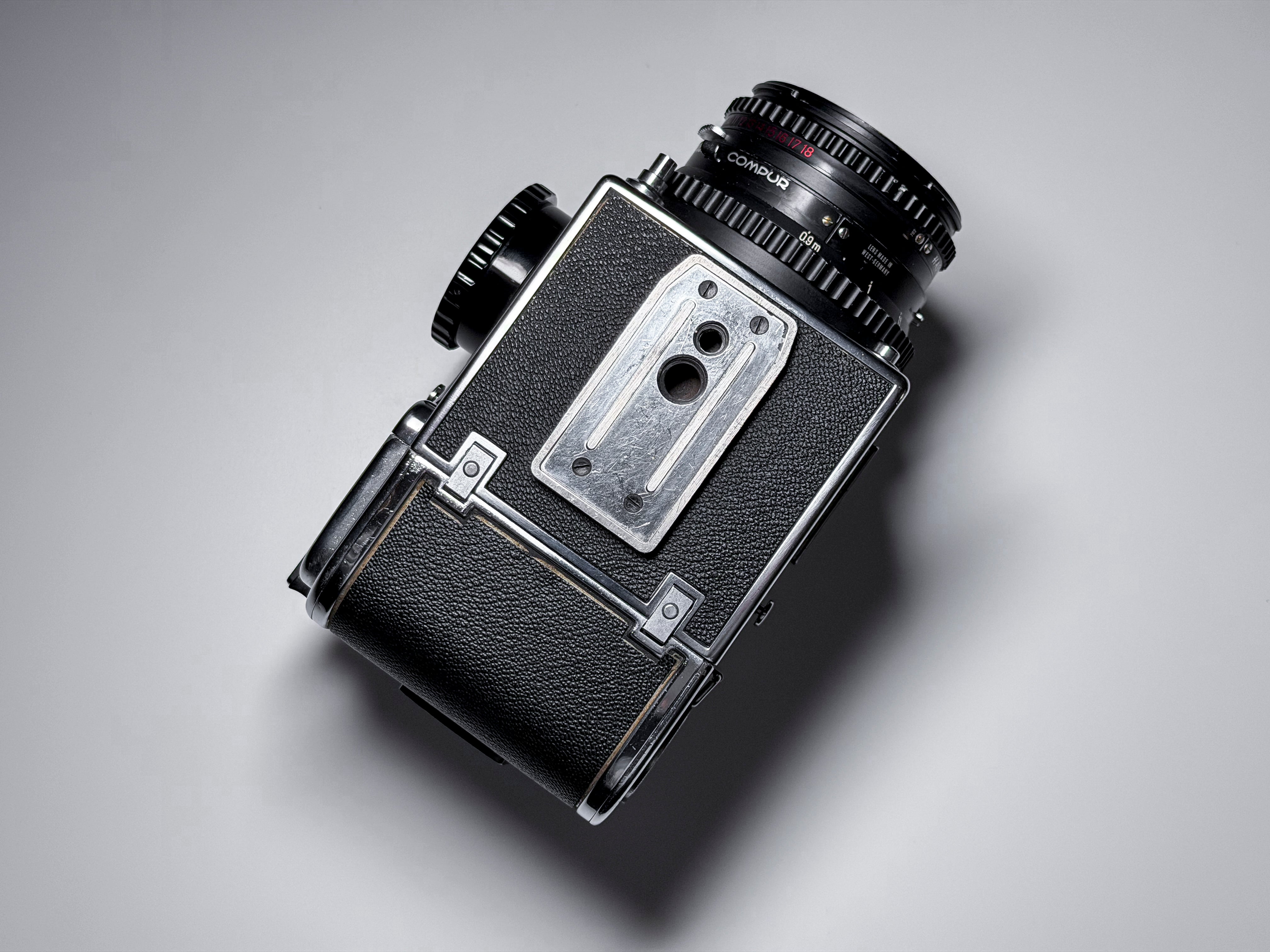 Hasselblad 500 C/M CM + 80mm Zeiss T* Medium Format Film Camera - CLA, Excellent