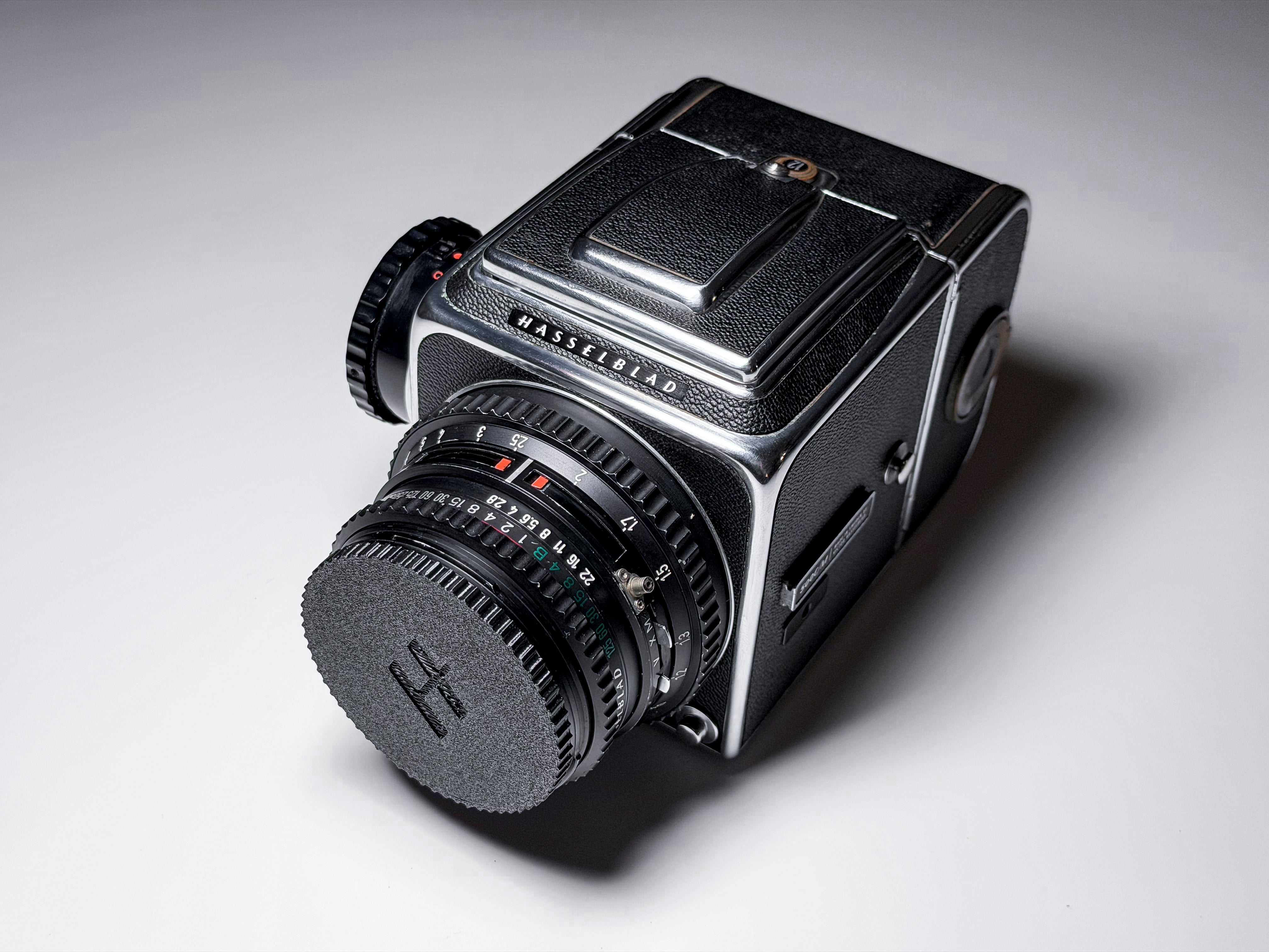 Hasselblad 500 C/M CM + 80mm Zeiss T* Medium Format Film Camera - CLA, Excellent