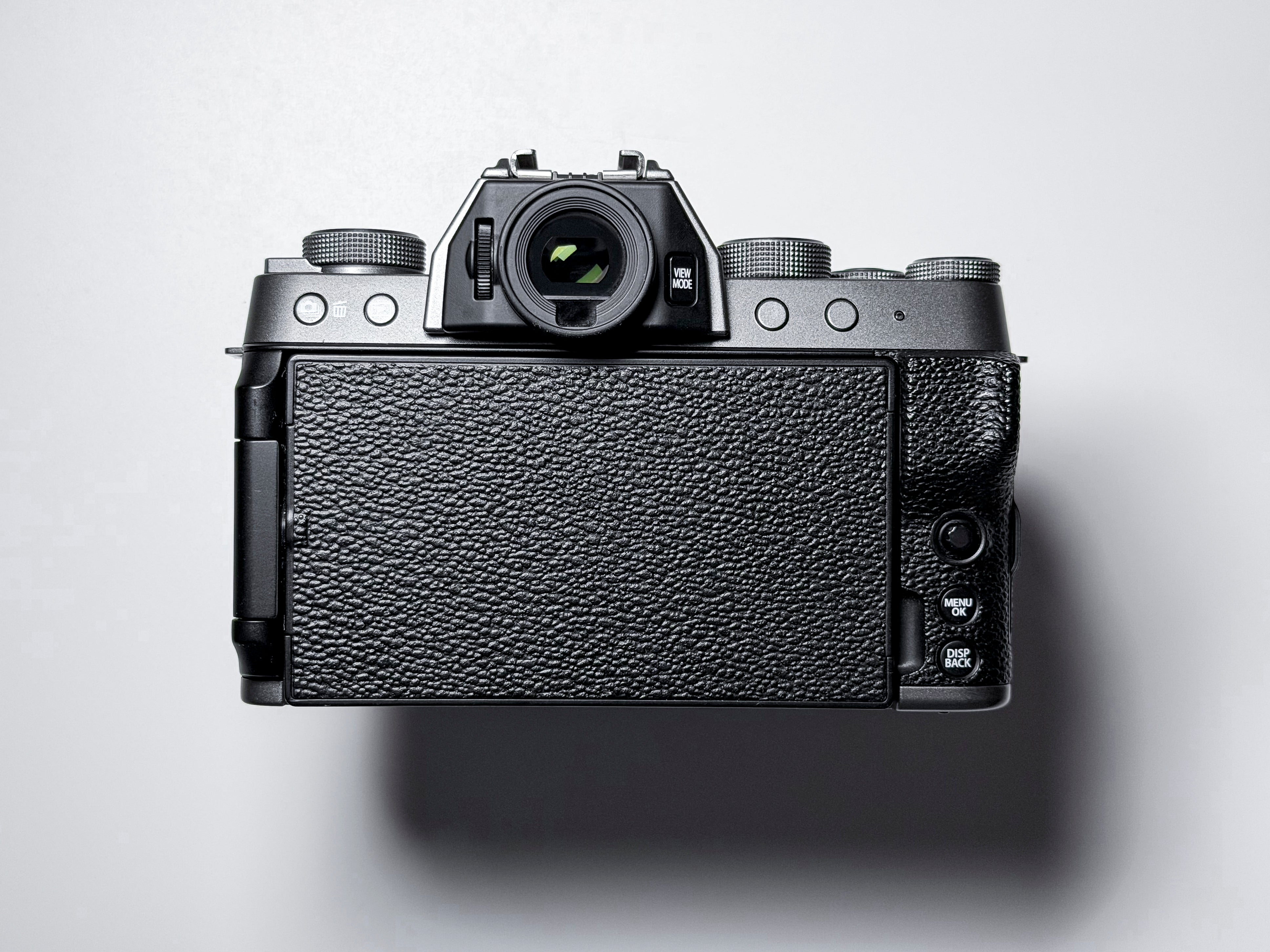 Fujifilm X-T200 + 15-45mm Kit Lens Mirrorless 4K - 1 Year Warranty, Excellent