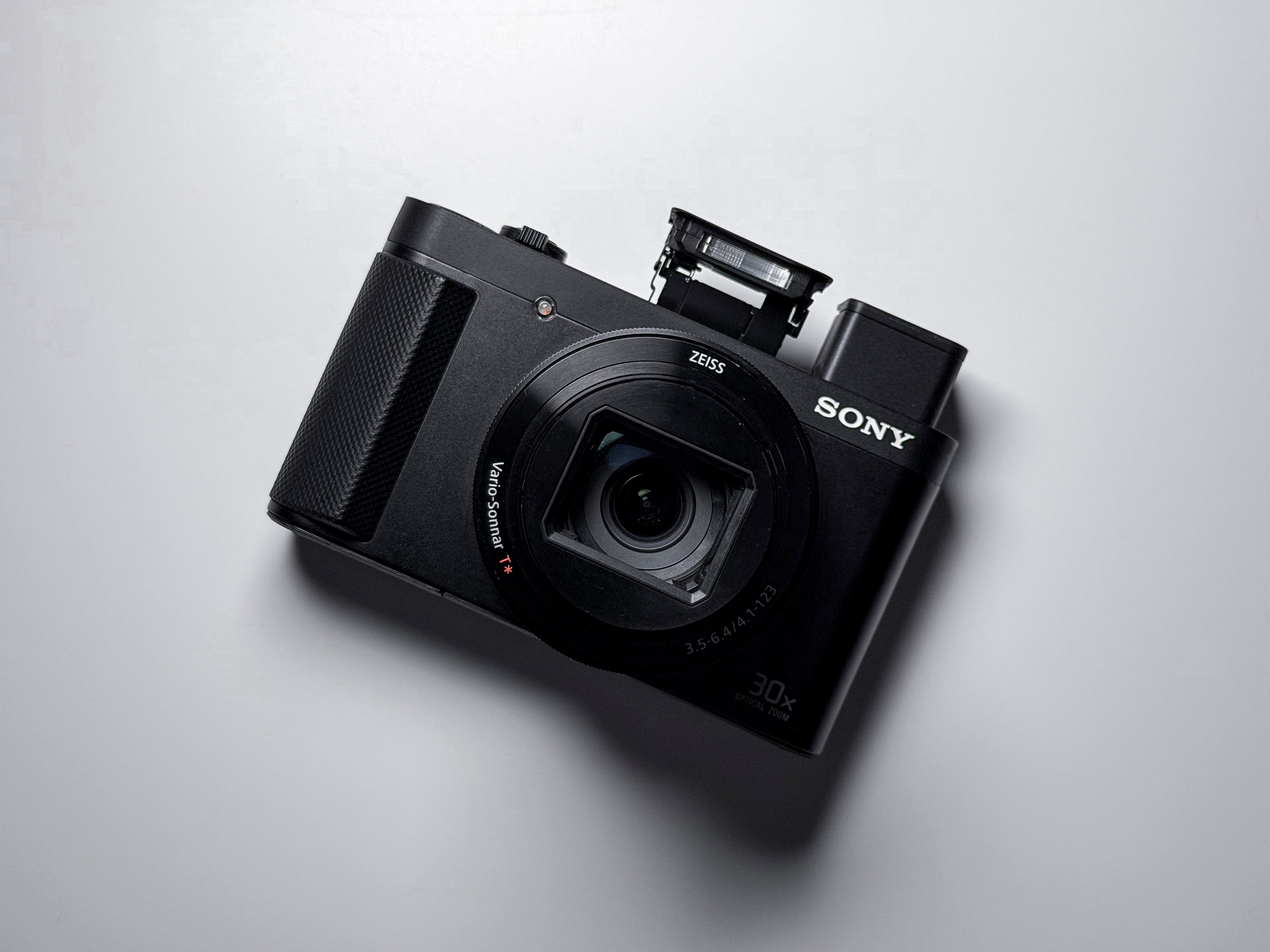 Sony HX90 Cyber-shot 18.2 Mpx 30x - 1 Year Warranty, Excellent HX-90