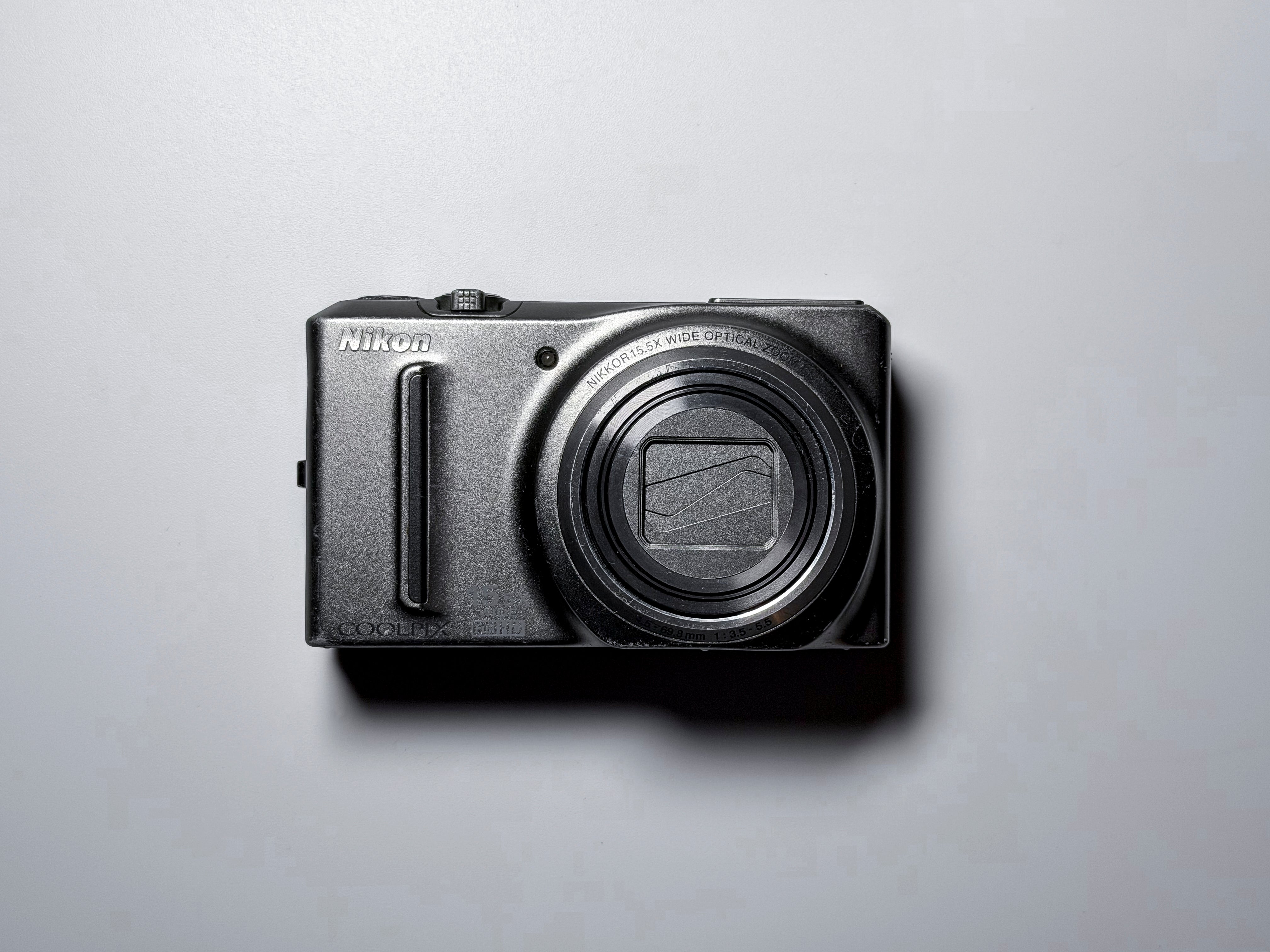 Nikon Coolpix S9050 S9000 15.5x Zoom Compact Camera - 1 Year Warranty Excellent