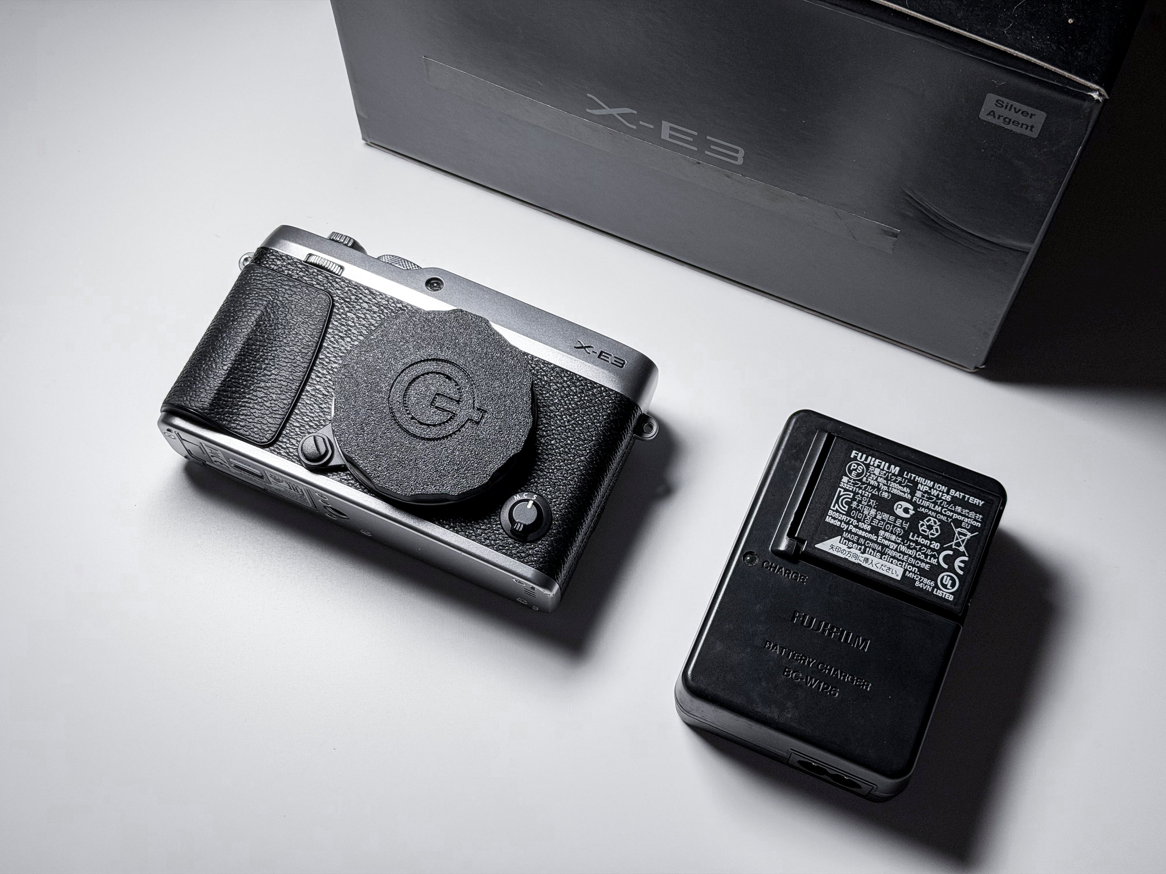 Fujifilm X-E3 Mirrorless 4K APS-C - 1 Year Warranty Near Mint Fuji XE3