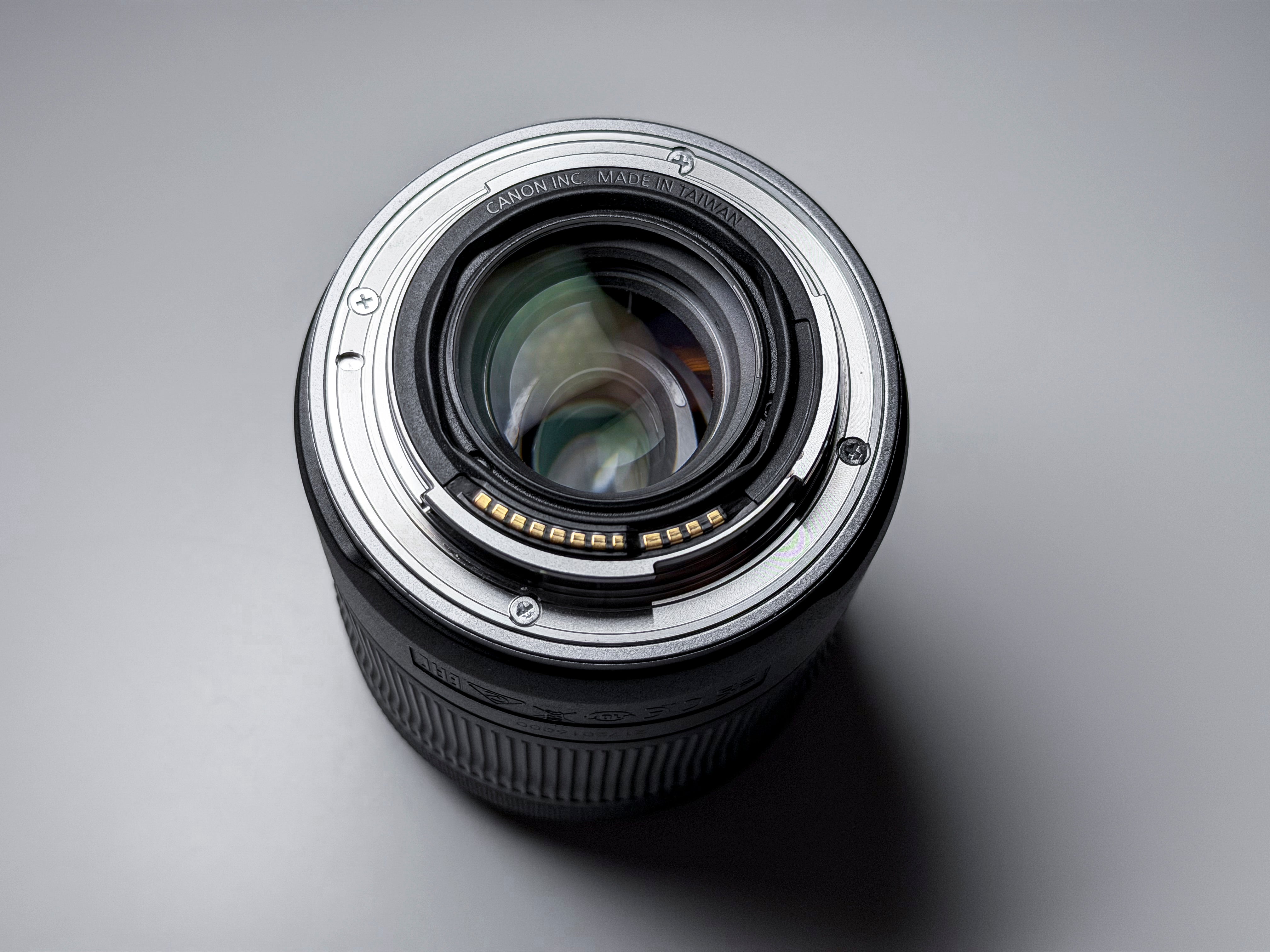 Canon EOS RP + RF 24-105mm STM Full Frame - Mint, never used, 1 Year Warranty