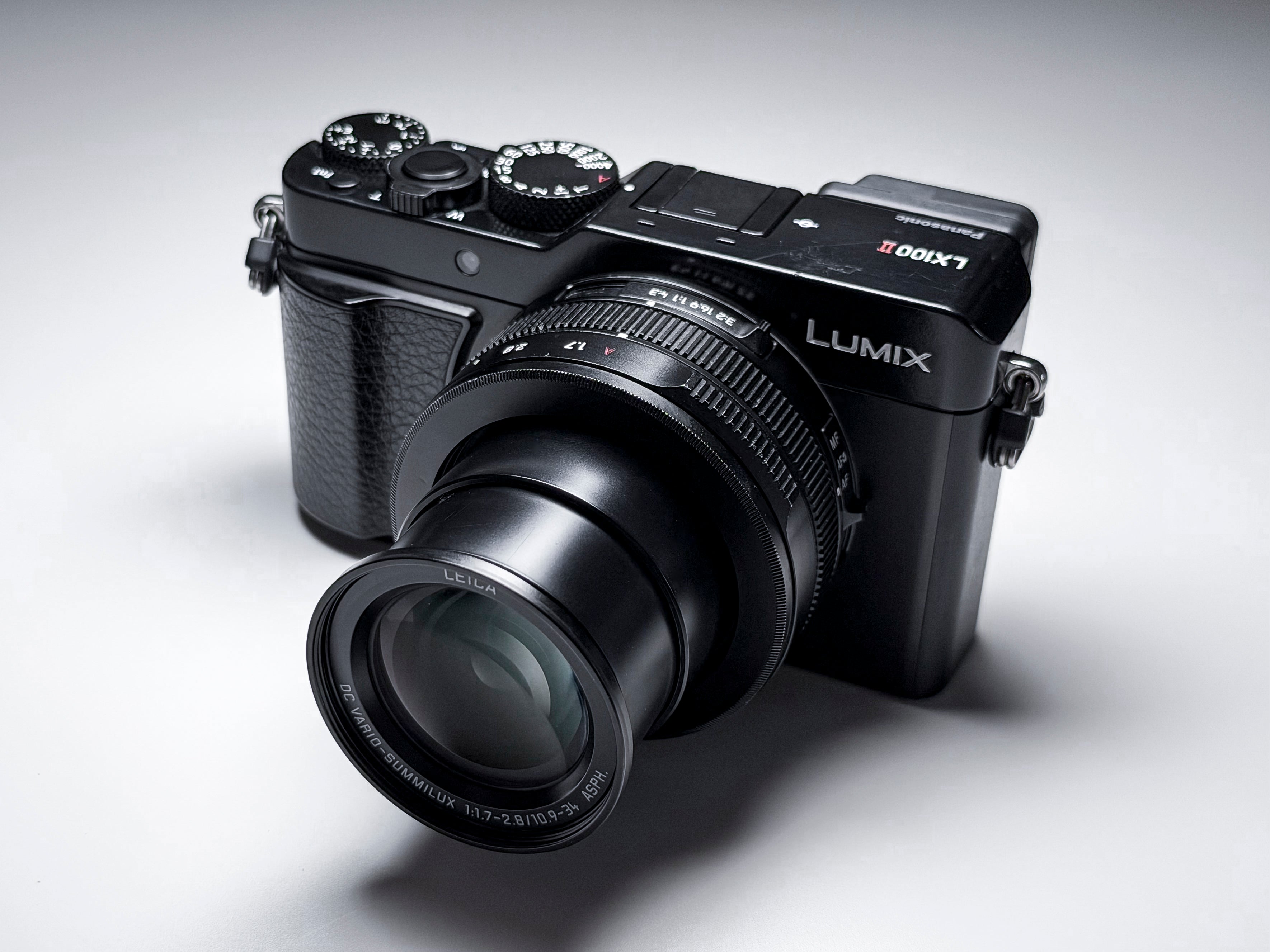 Panasonic Lumix LX100 II Leica Lens MFT Sensor 4K - 1 Year Warranty