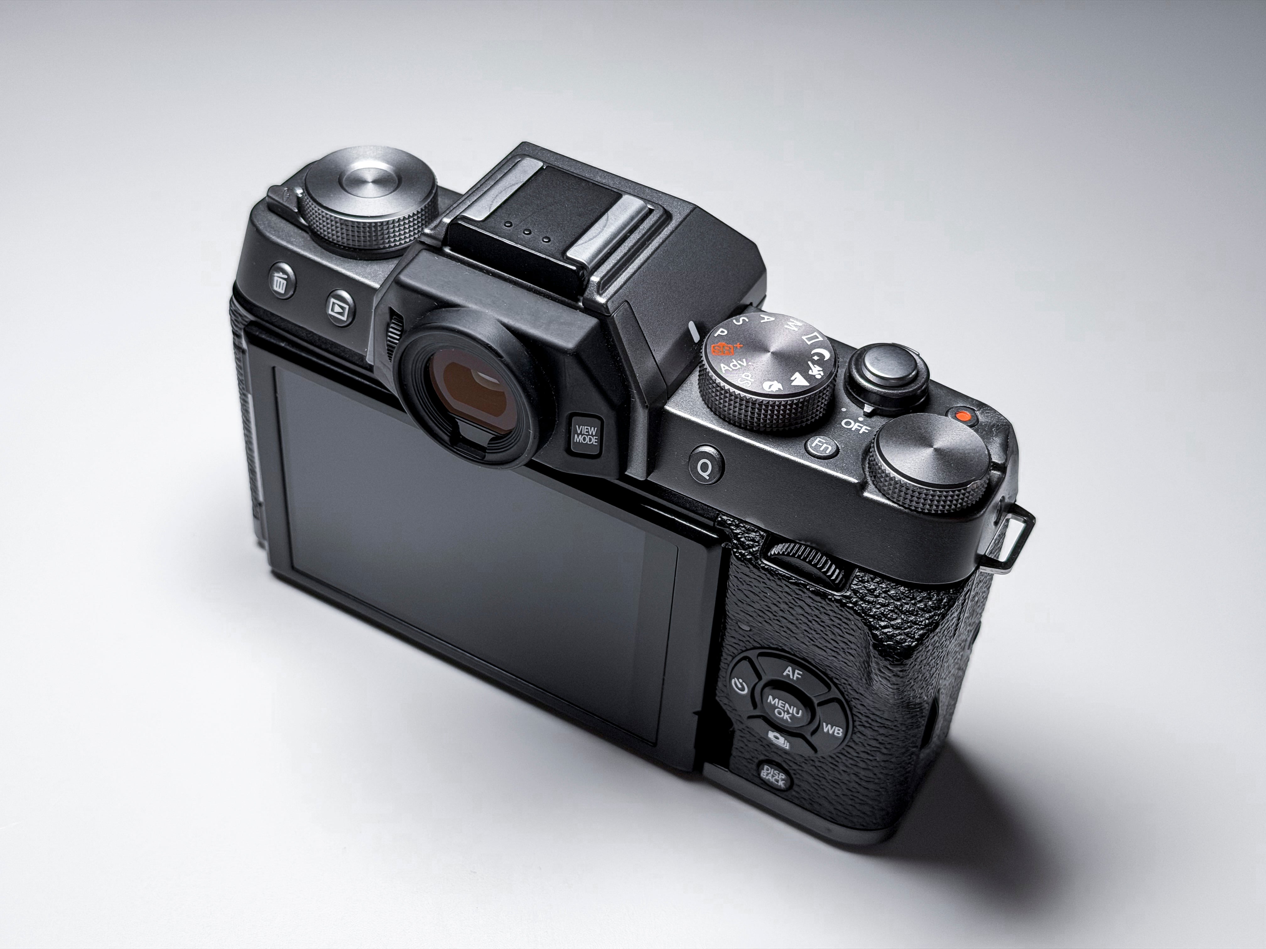 Fujifilm X-T100 Mirrorless Camera Body - 1 Year Warranty Fuji XT100