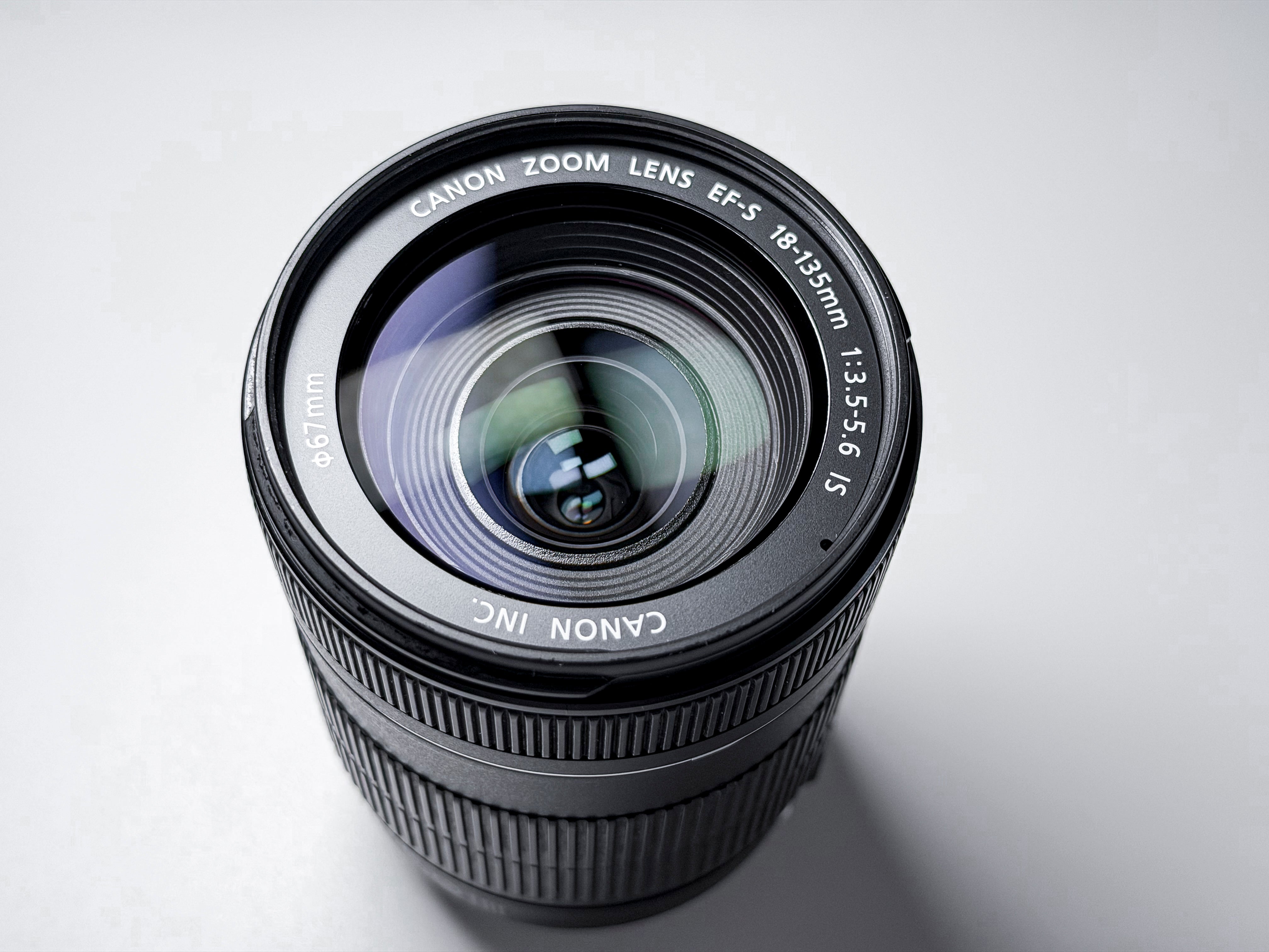 Canon 18-135mm IS EF-S f/3.5-5.6 Lens for EOS DSLR - 1 Year Warranty, Excellent