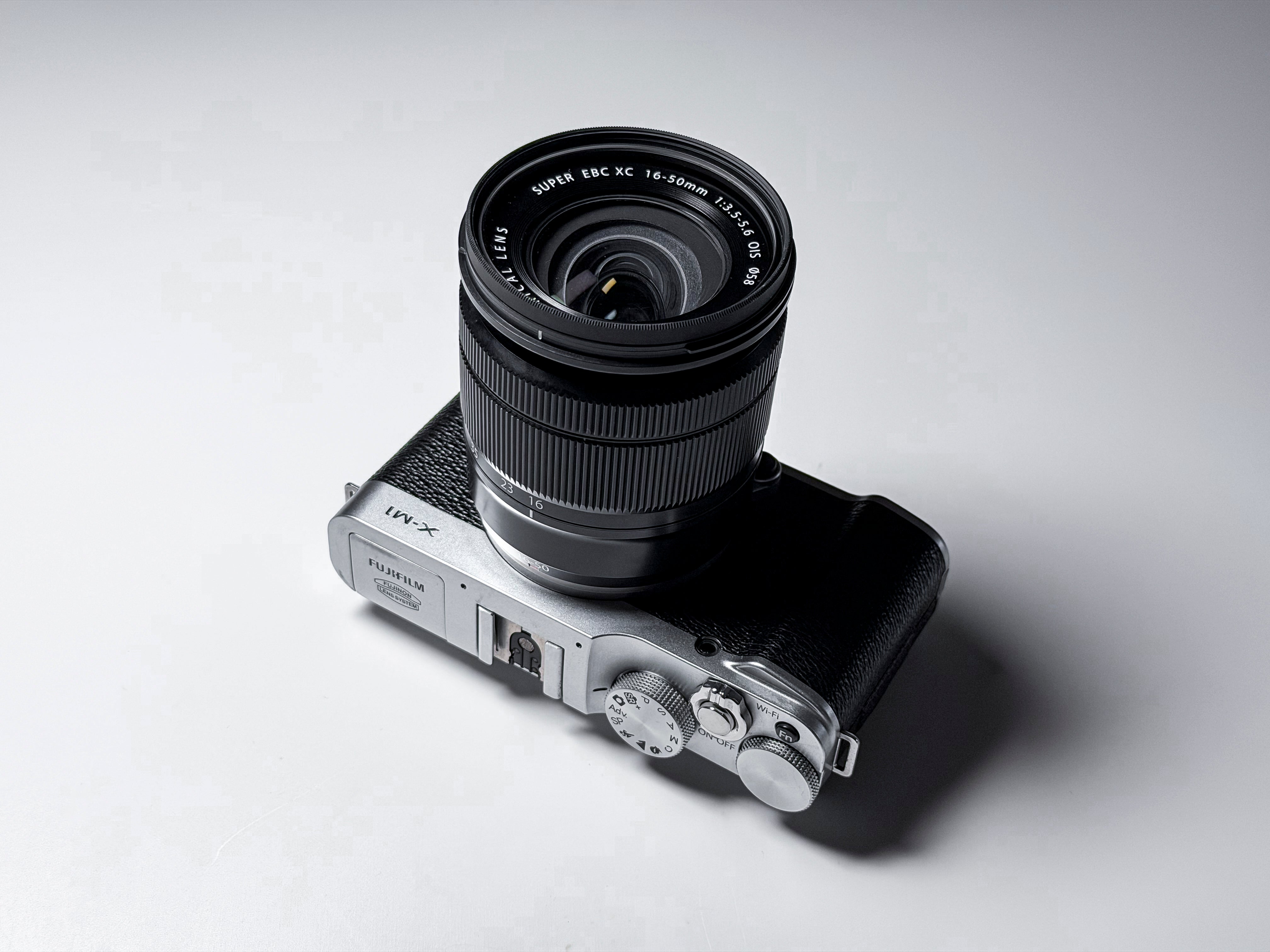 Fujifilm X-M1 + 16-50mm OIS Mirrorless APS-C Fuji - 1 Year Warranty, Excellent