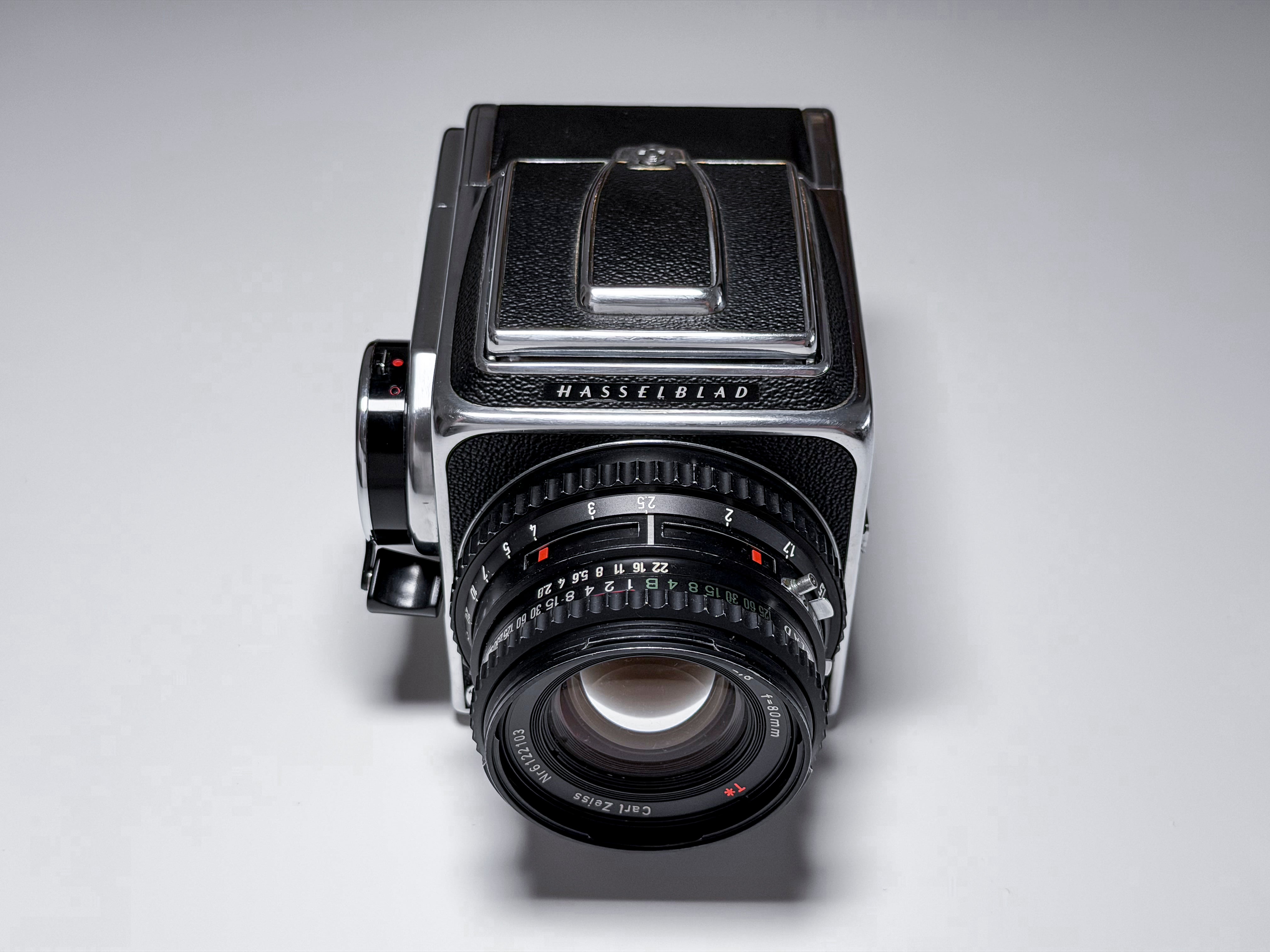 Hasselblad 500 CM c/m + 80mm Zeiss T* - Medium Format Excellent