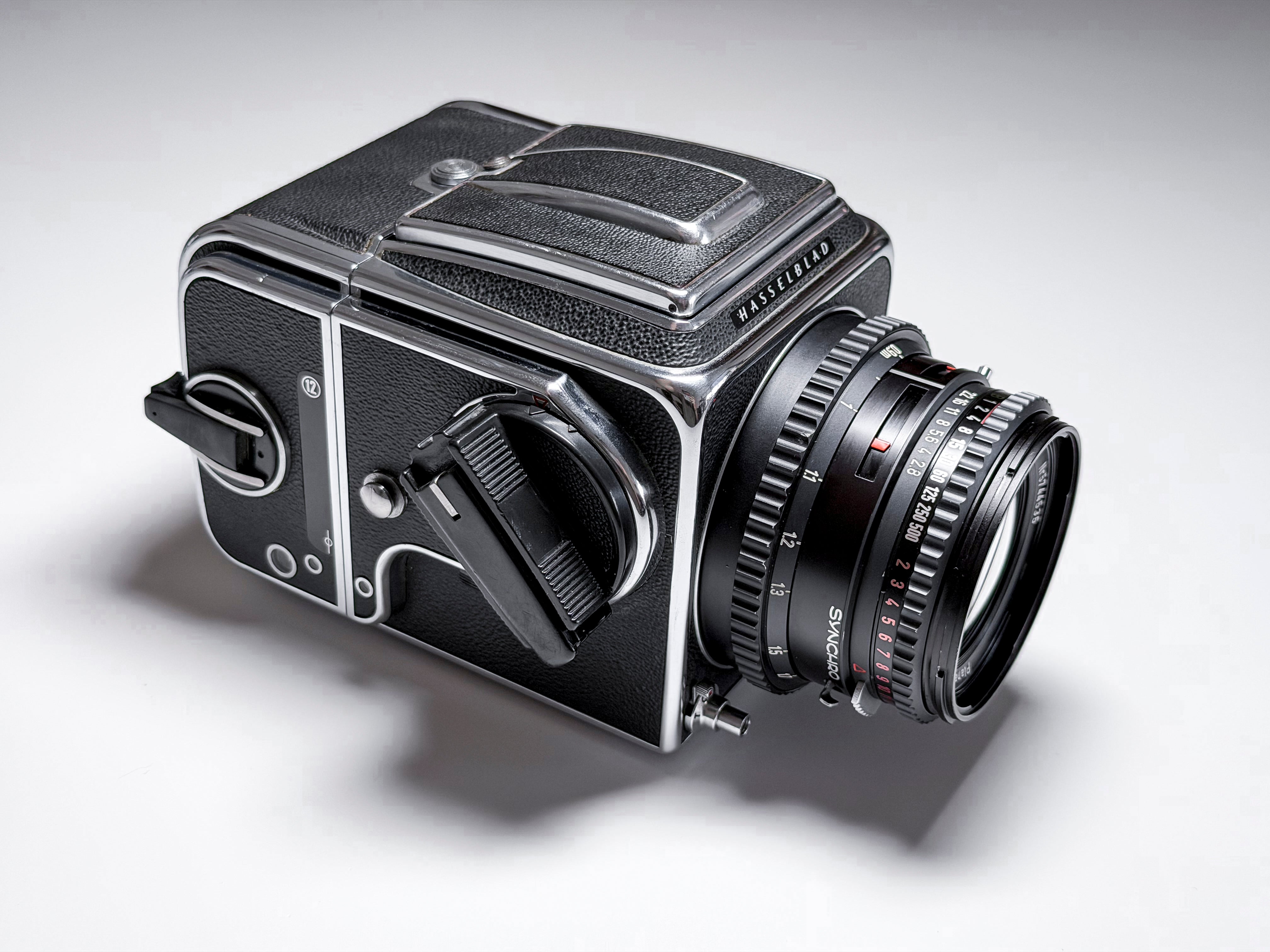 Hasselblad 500 C/M CM + 80mm Zeiss T* Acute Matte 120 Film -  Excellent