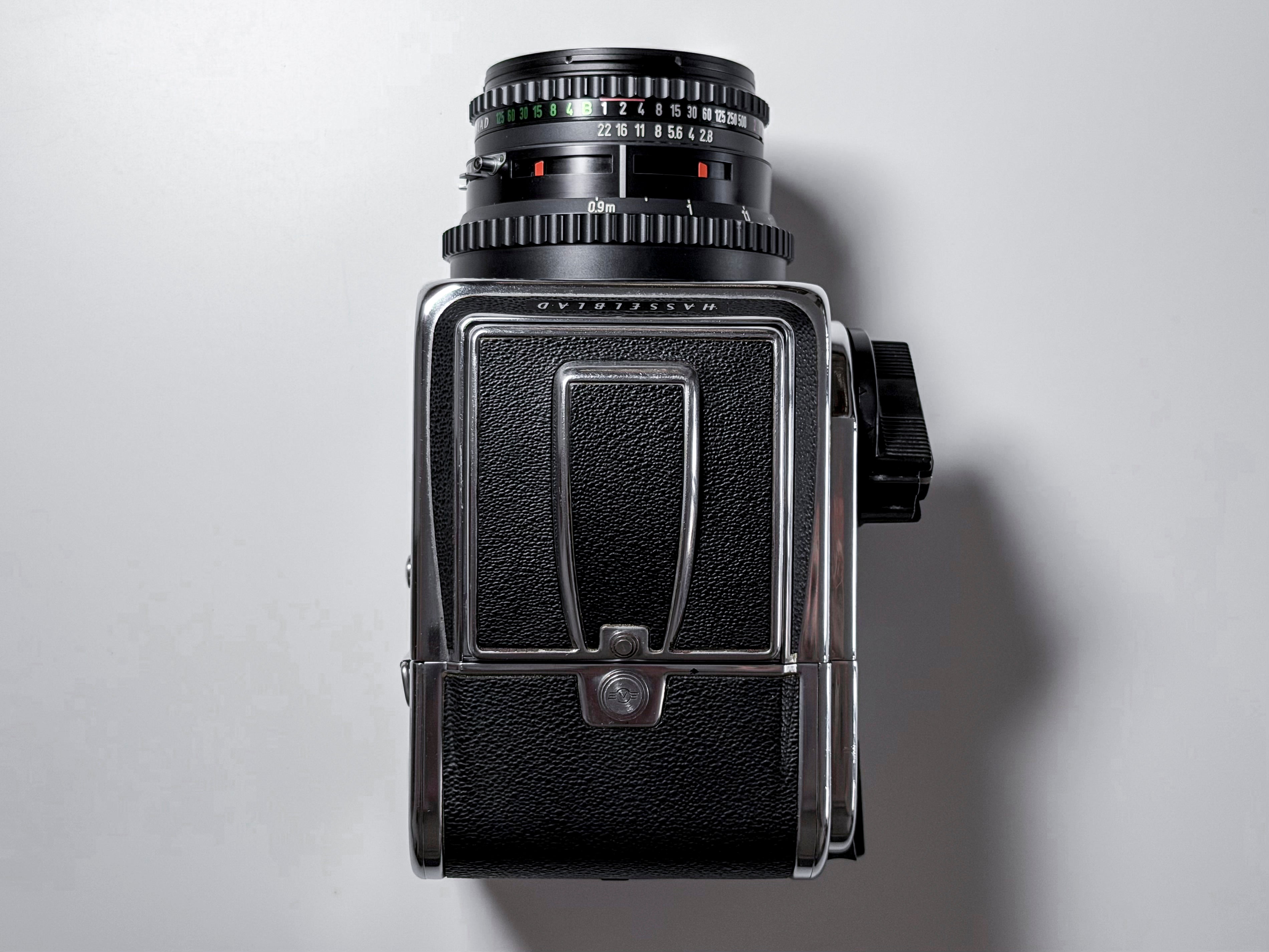 Hasselblad 500 C/M CM + 80mm Zeiss T* Acute Matte 120 Film -  Excellent