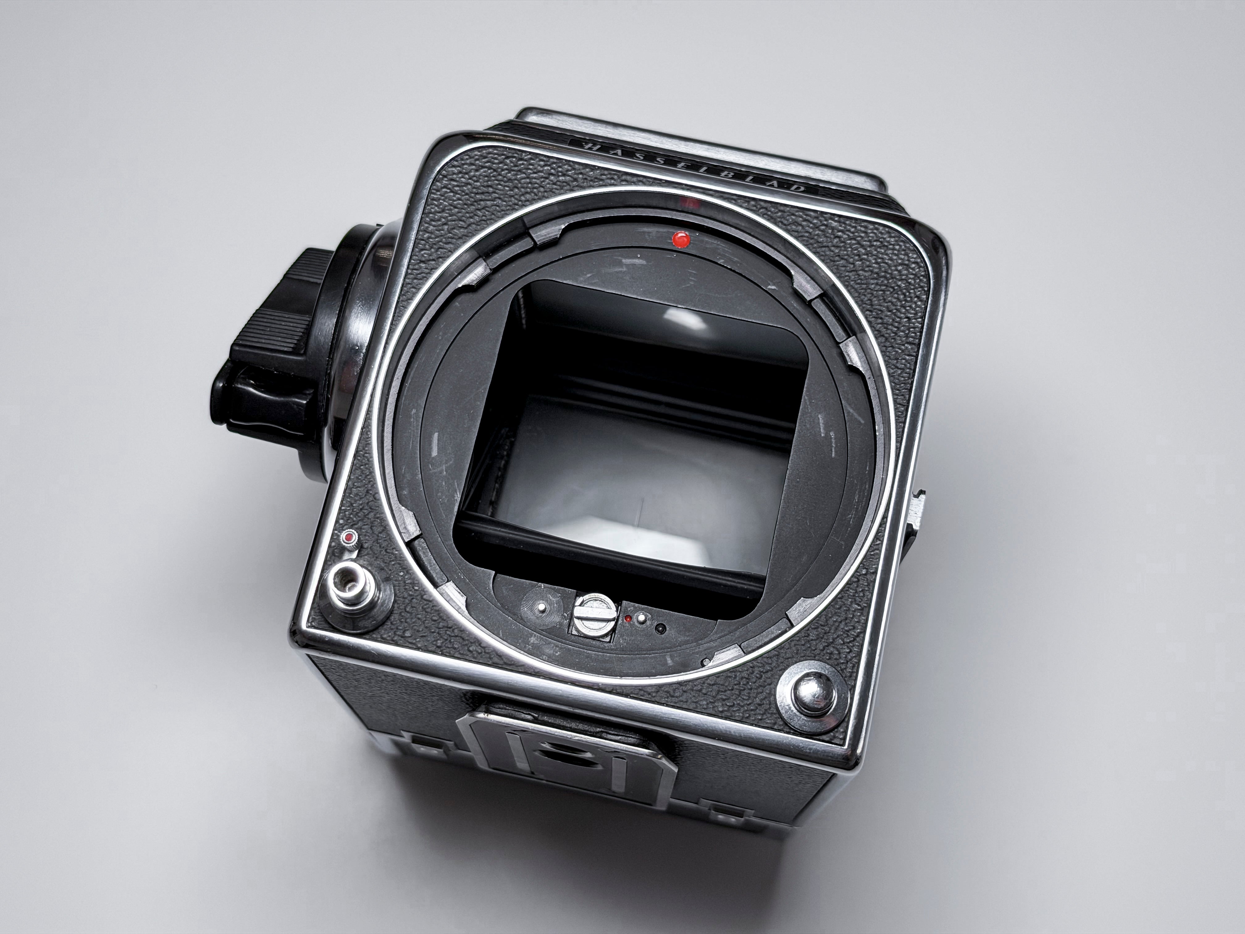 Hasselblad 500 C/M CM + 80mm Zeiss T* Acute Matte 120 Film -  Excellent