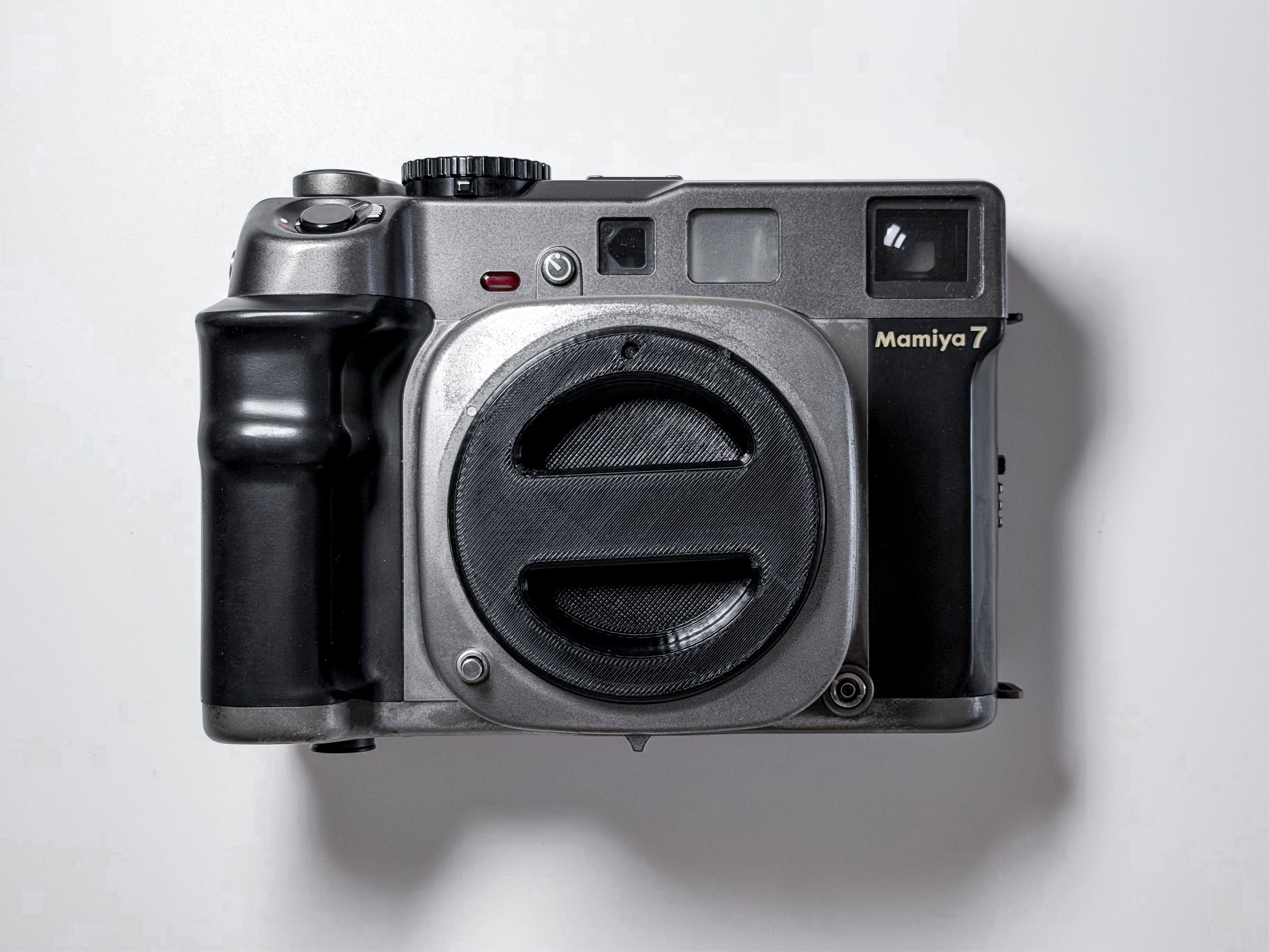 Mamiya 7 Medium Format 120 6x7 Film Rangefinder - Film Tested, Light meter defective