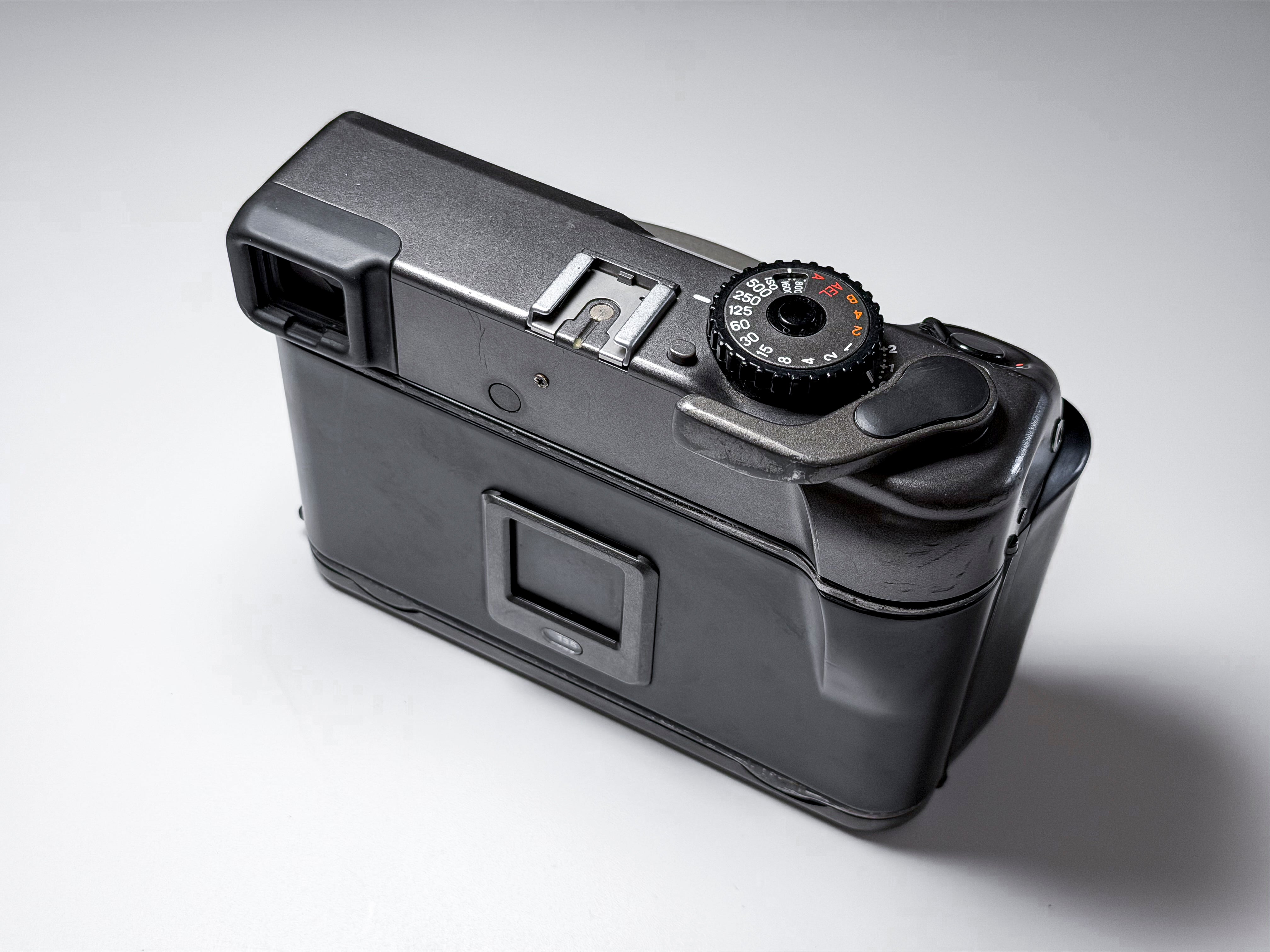 Mamiya 7 Medium Format 120 6x7 Film Rangefinder - Film Tested, Light meter defective