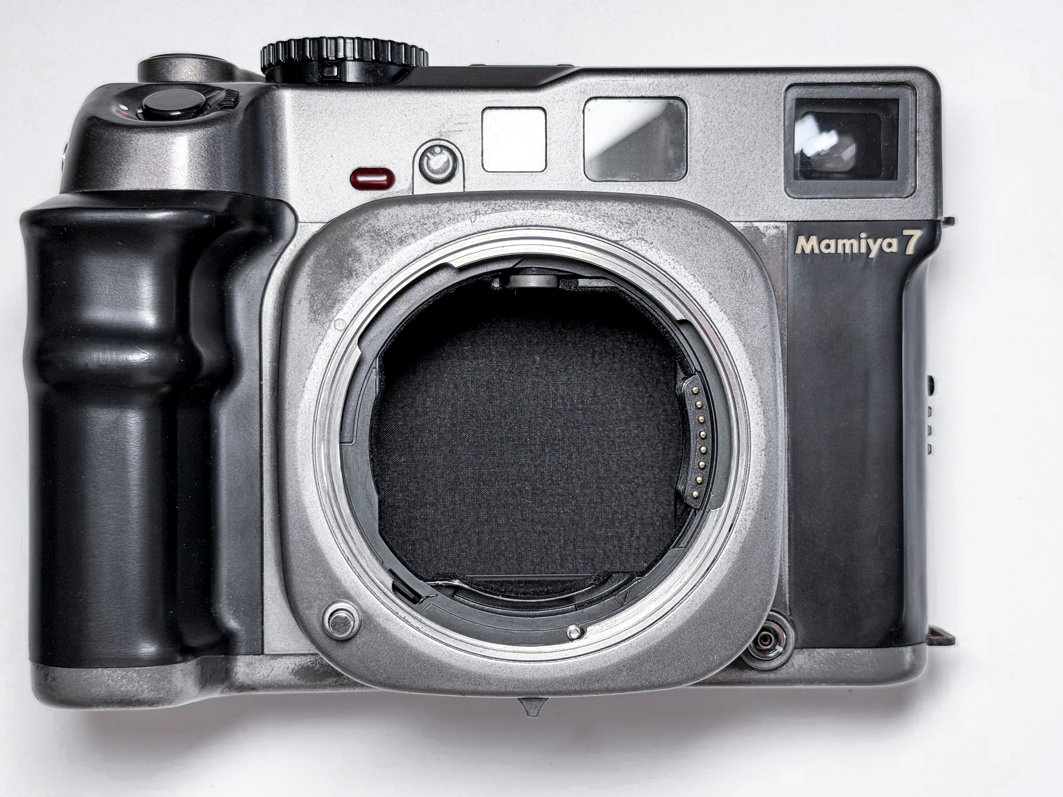 Mamiya 7 Medium Format 120 6x7 Film Rangefinder - Film Tested, Light meter defective