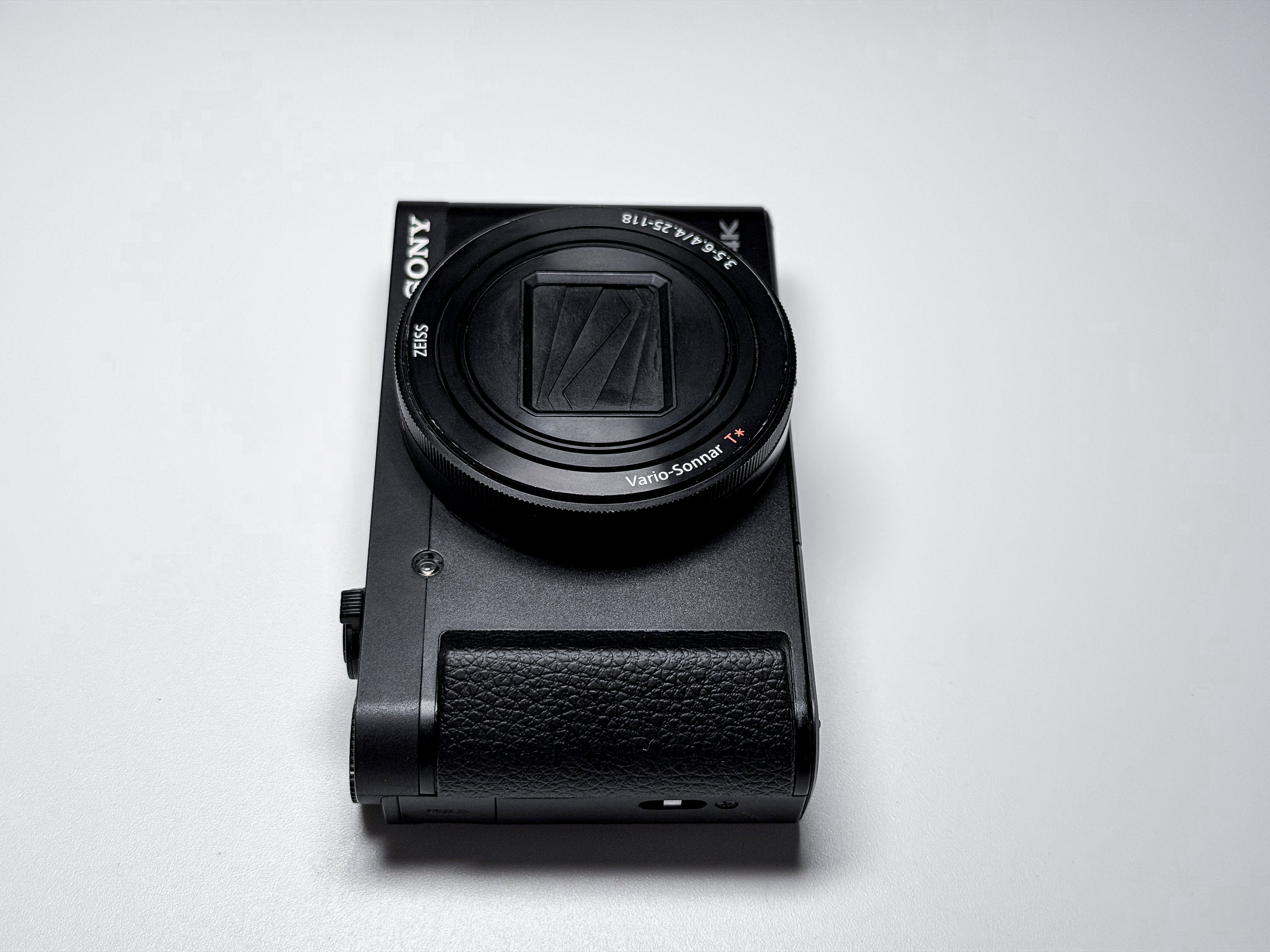 Sony HX99 Cyber-shot 18.2 Mpx 4K - 1 Year Warranty Excellent HX-99