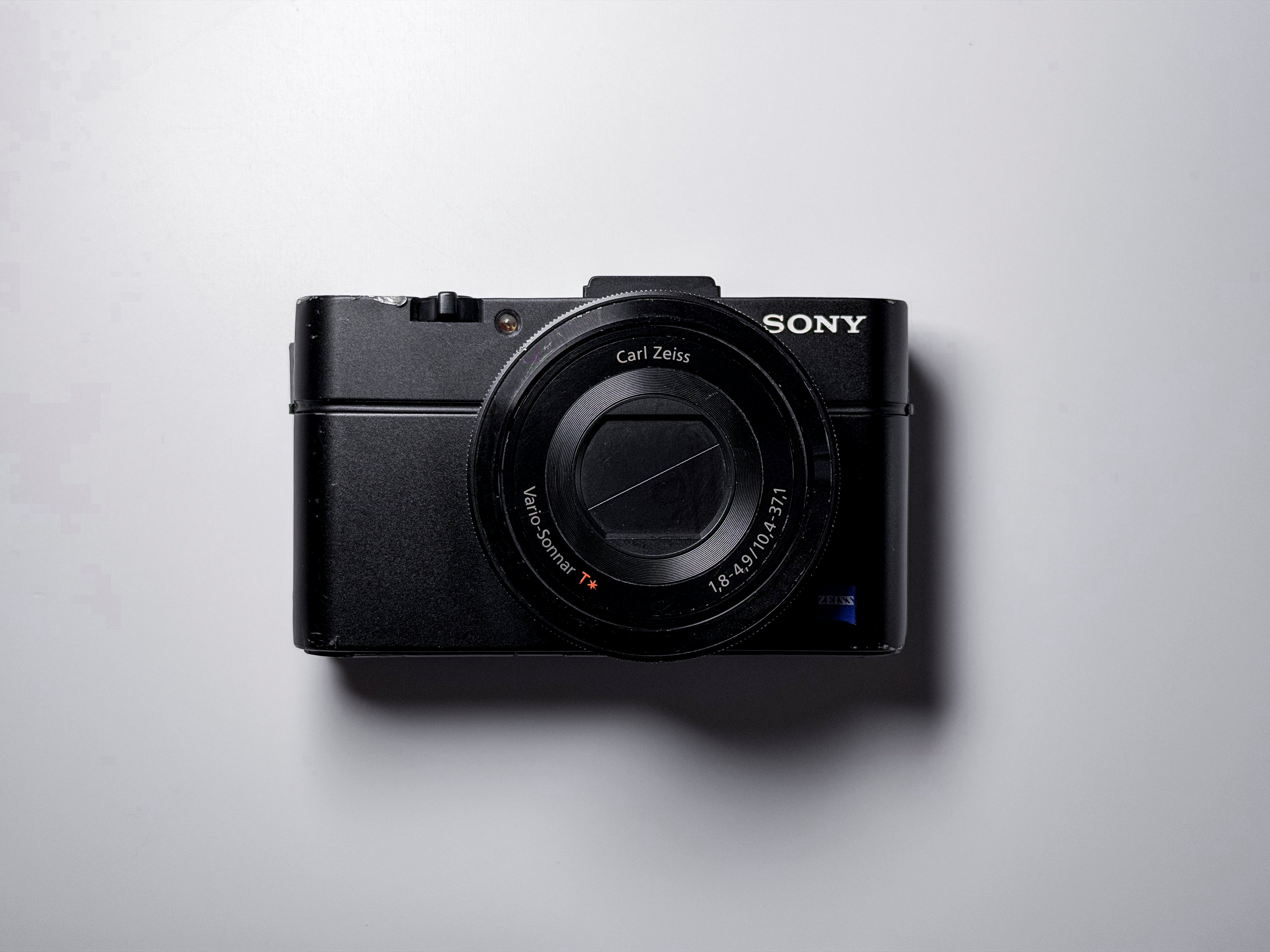 Sony Cyber-shot RX100 II Compact Camera 20.2 Mpx - Perfectly Working