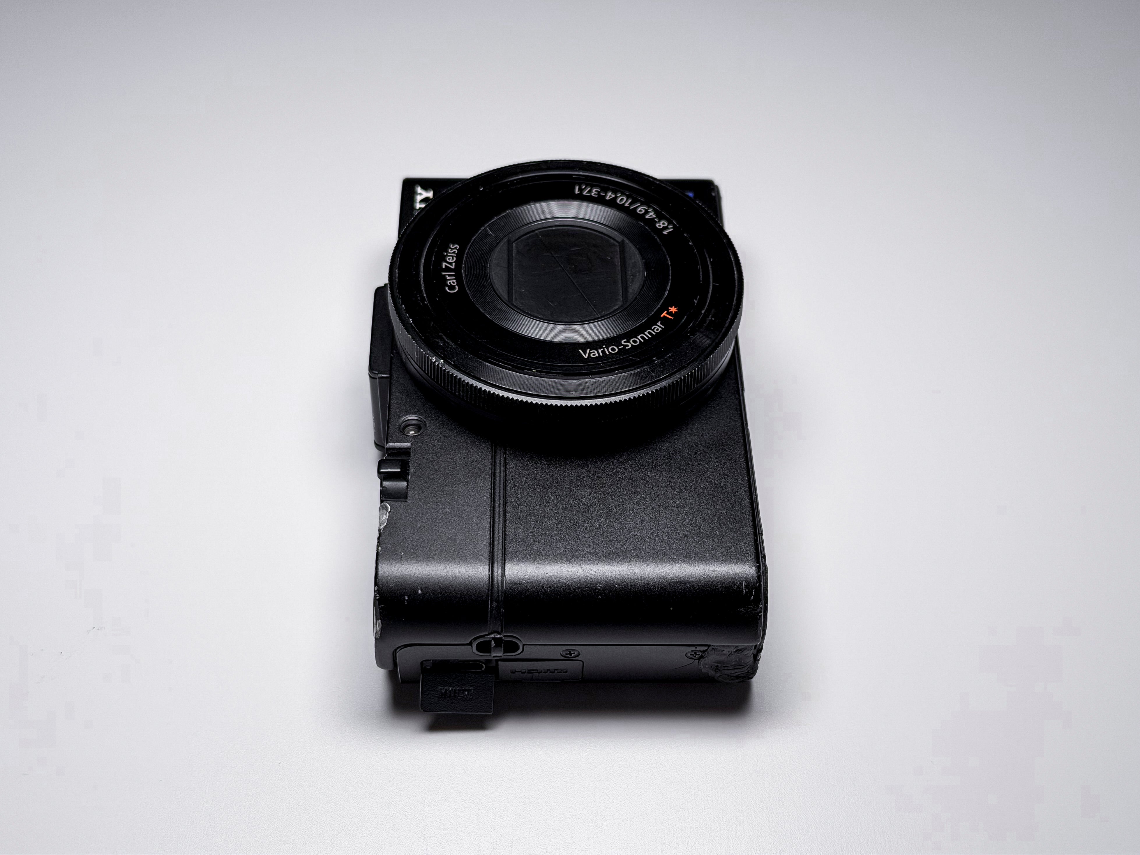 Sony Cyber-shot RX100 II Compact Camera 20.2 Mpx - Perfectly Working