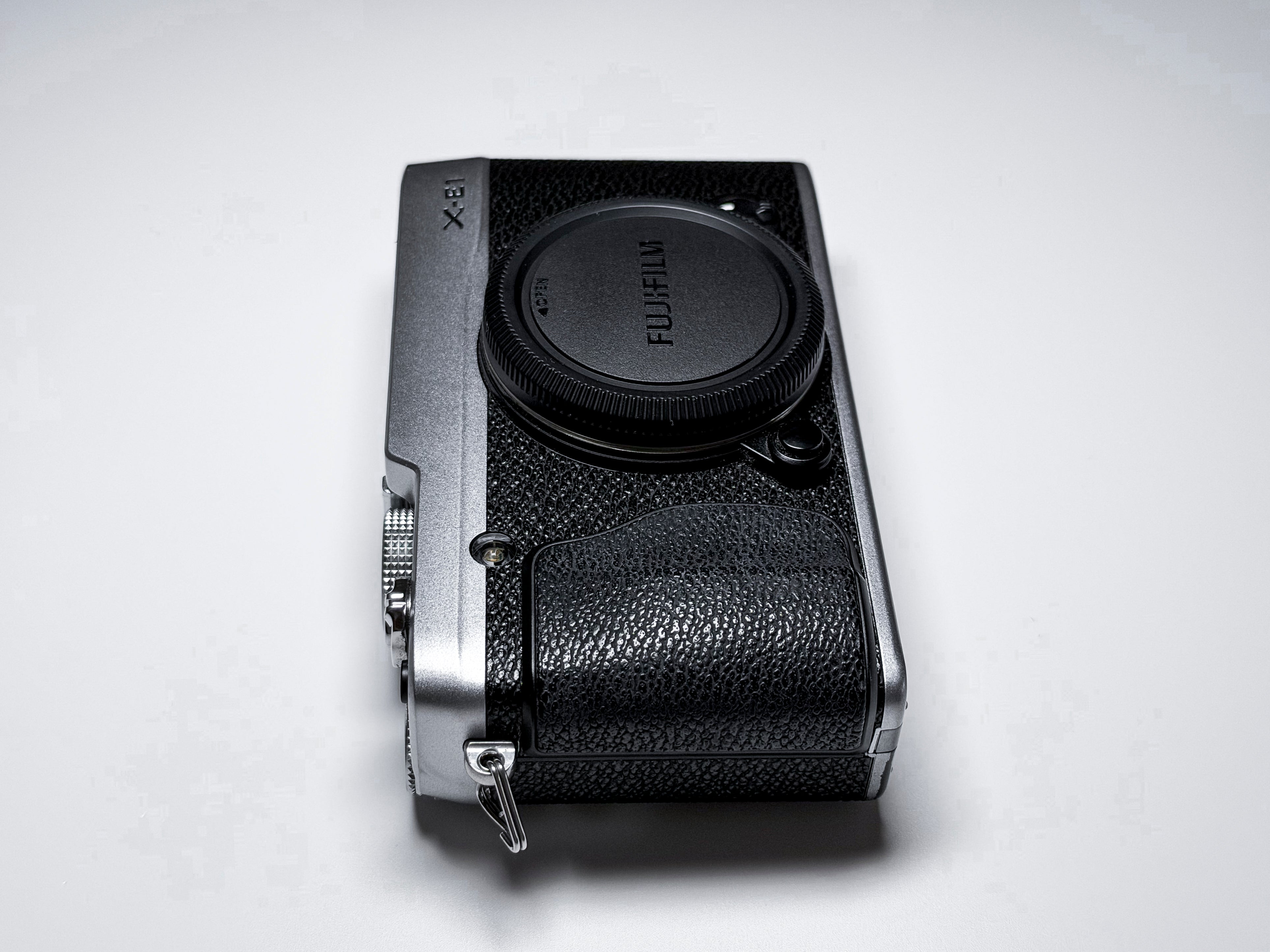 Fujifilm X-E1 Mirrorless Body 16.3 Mpx Fuji XE1 - 1 Year Warranty, Excellent