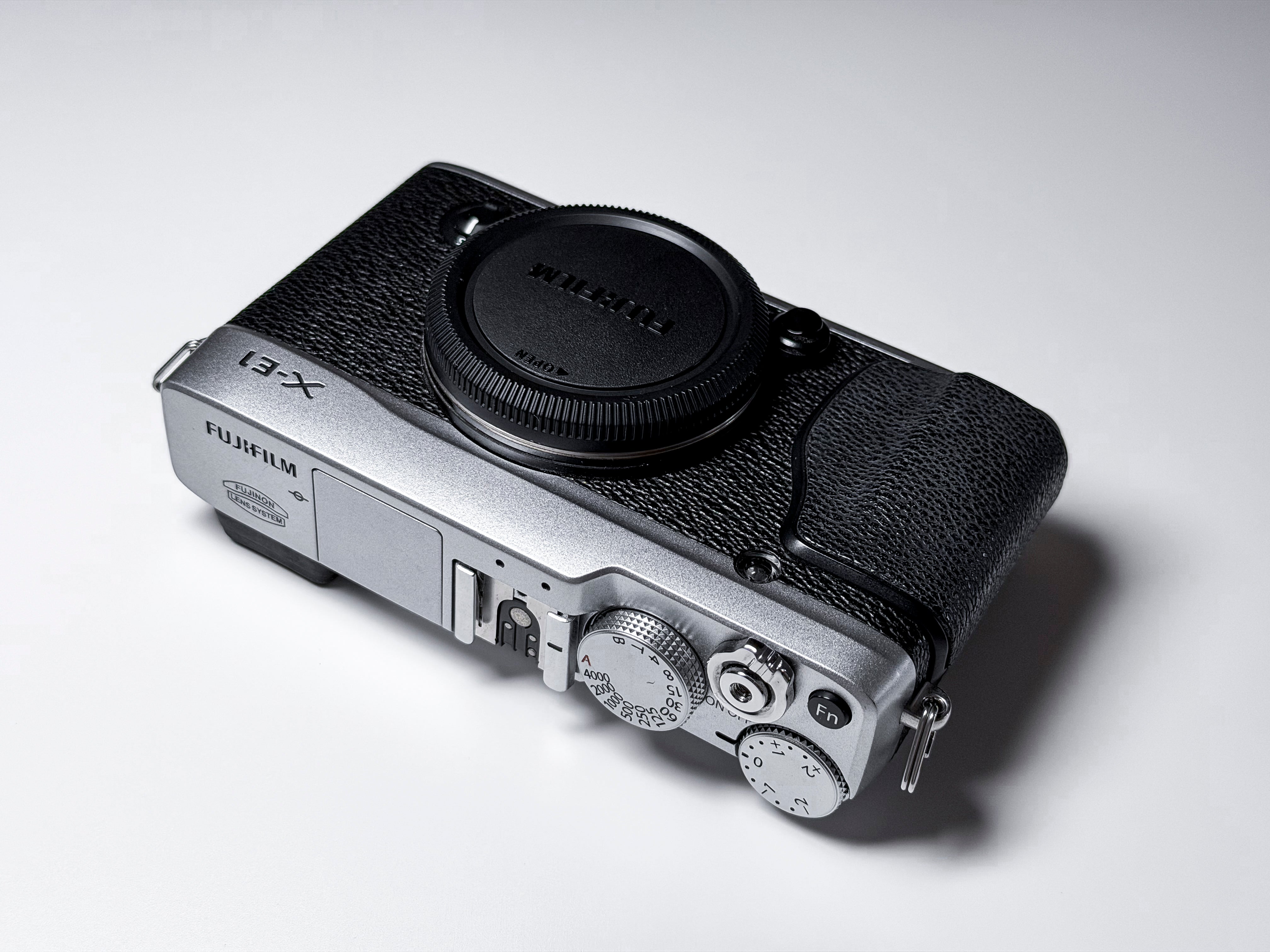 Fujifilm X-E1 Mirrorless Body 16.3 Mpx Fuji XE1 - 1 Year Warranty, Excellent