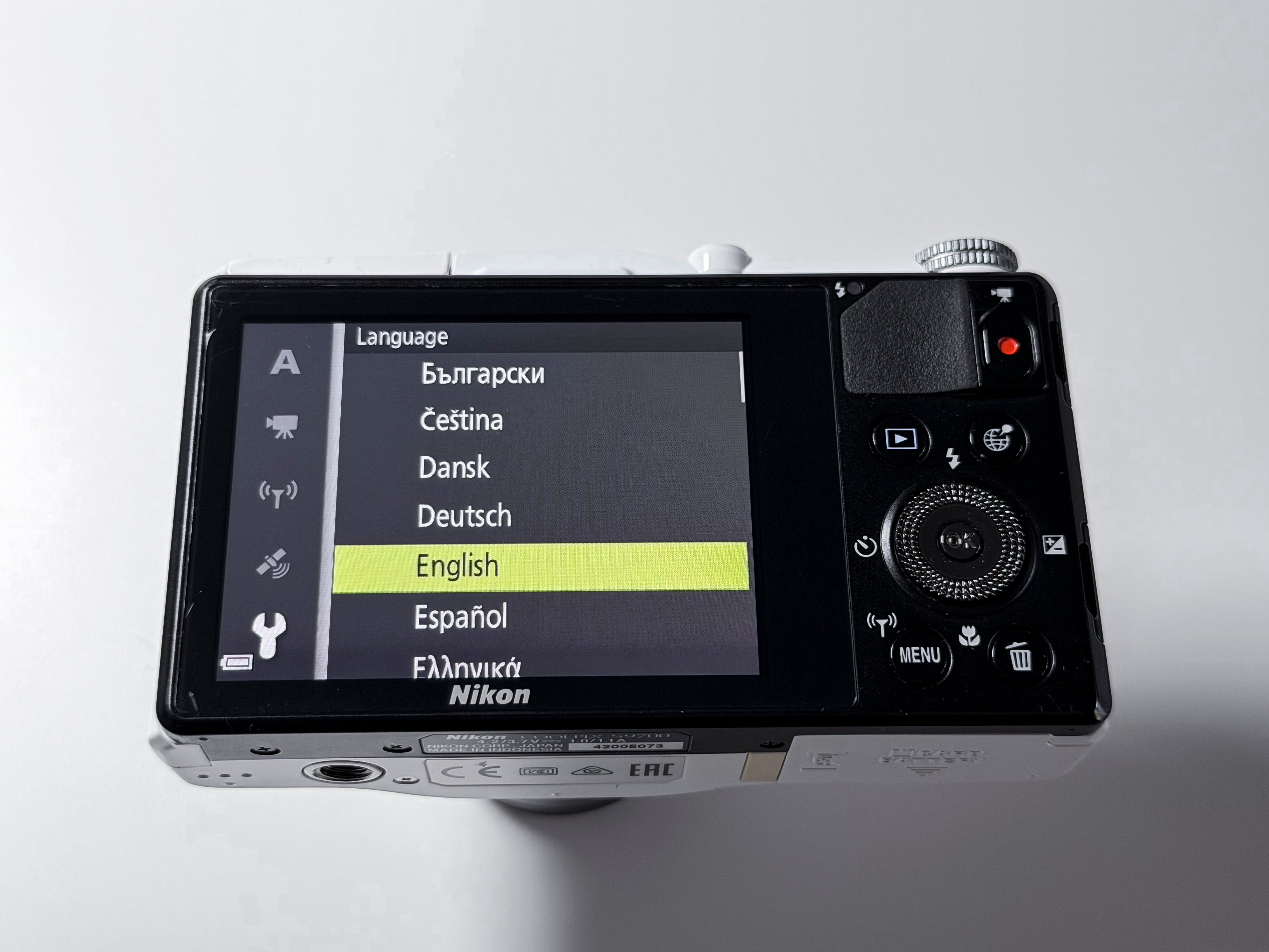Nikon Coolpix S9700 GPS Compact Camera - 1 Year Warranty Perfectly Working