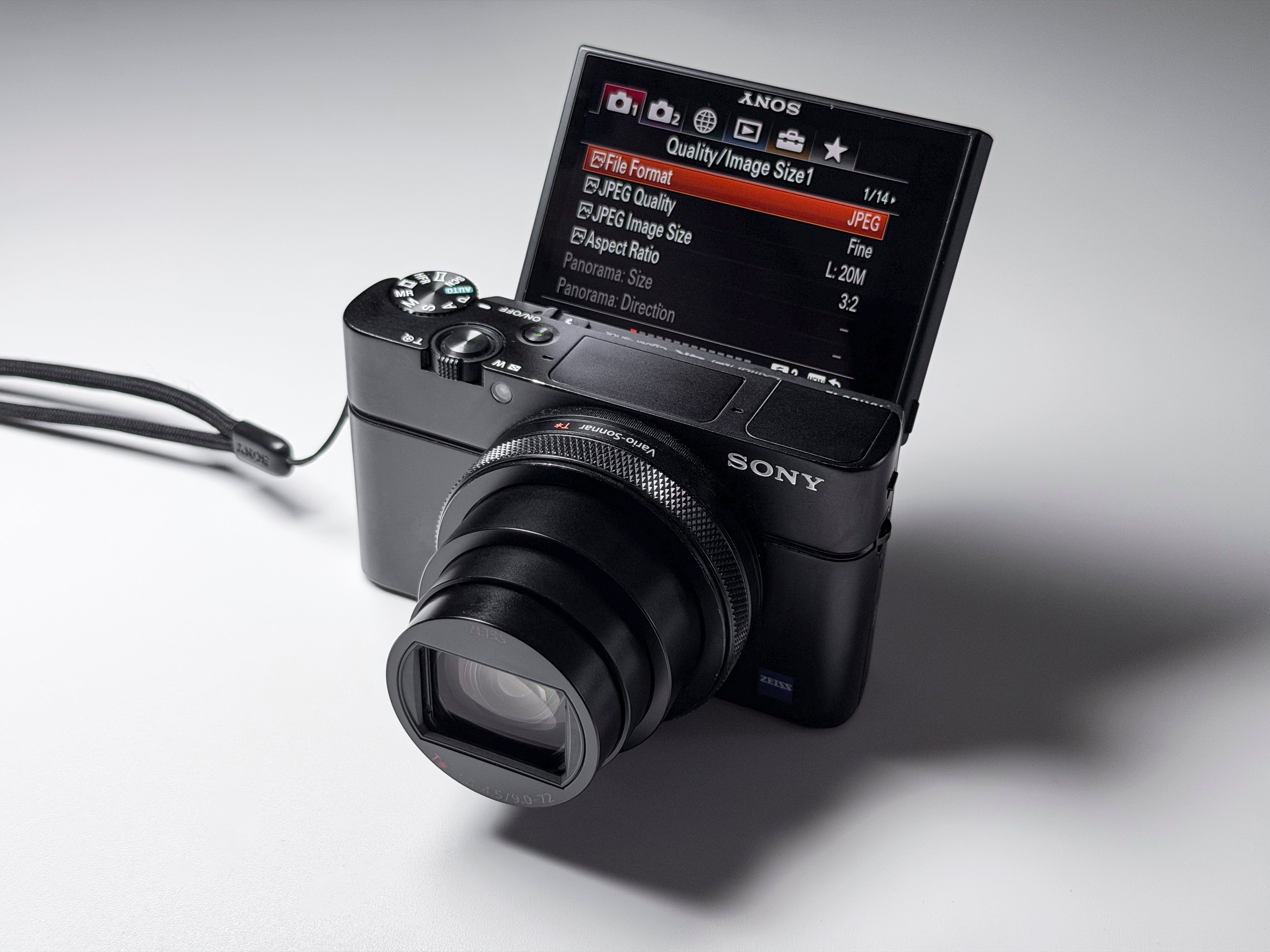 Sony RX100 VII Mark 7 Cyber-shot - Excellent, Year Warranty DSC-RX100M7