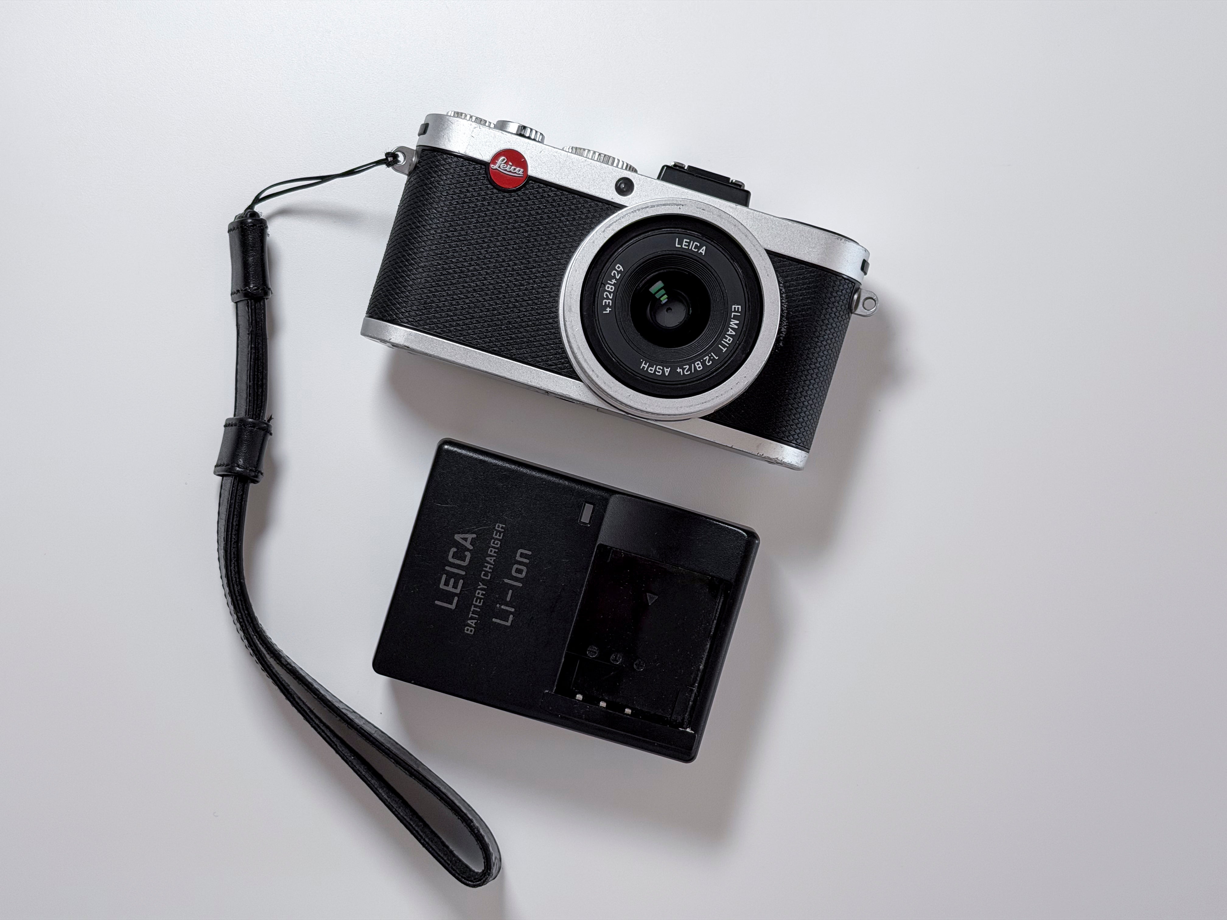 Leica X2 APS-C 16.2 Mpx Compact Camera - Read Description