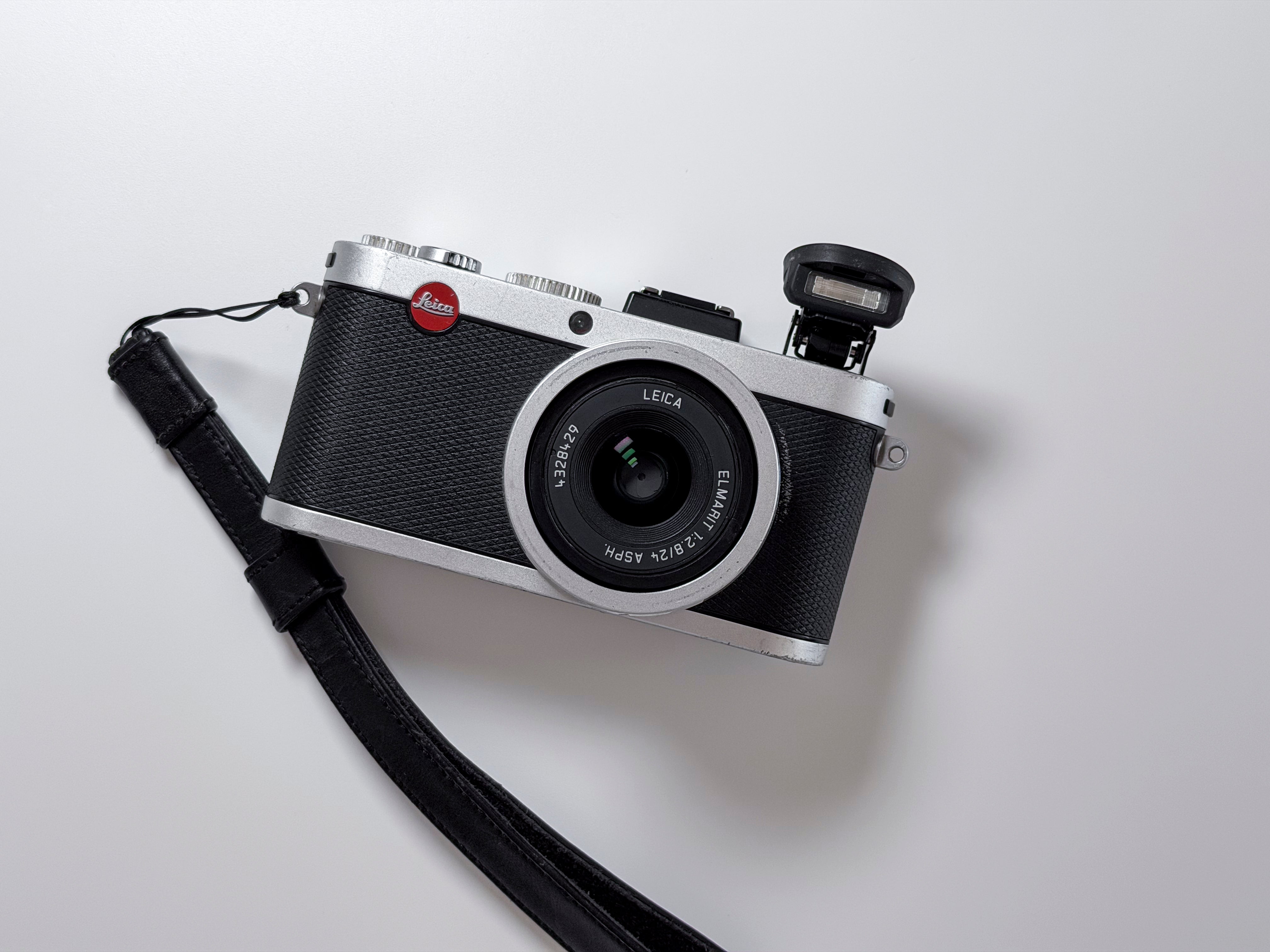 Leica X2 APS-C 16.2 Mpx Compact Camera - Read Description