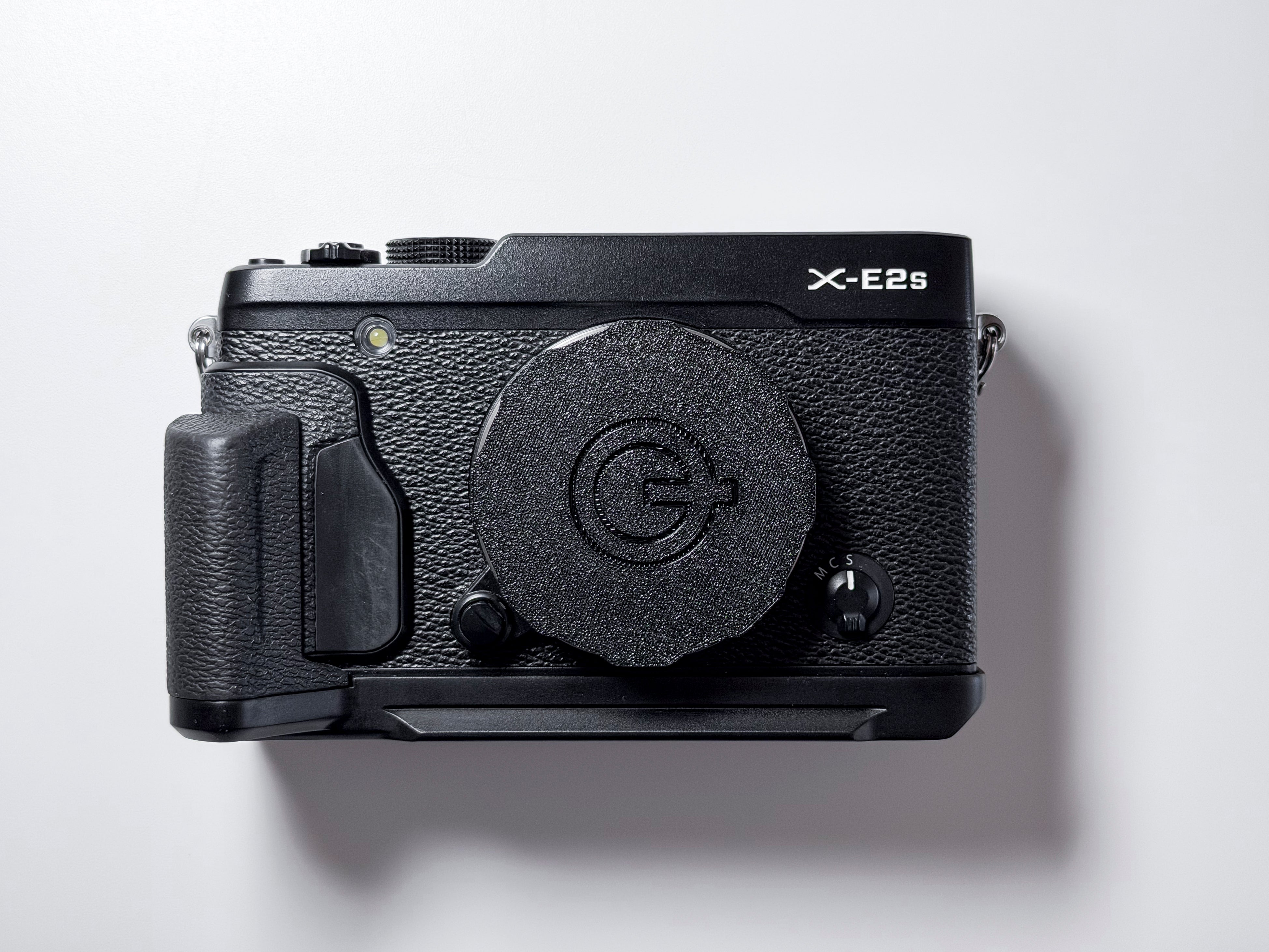 Fujifilm X-E2s X-E2 Mirrorless APS-C Camera - 1 Year Warranty Excellent Fuji XE2