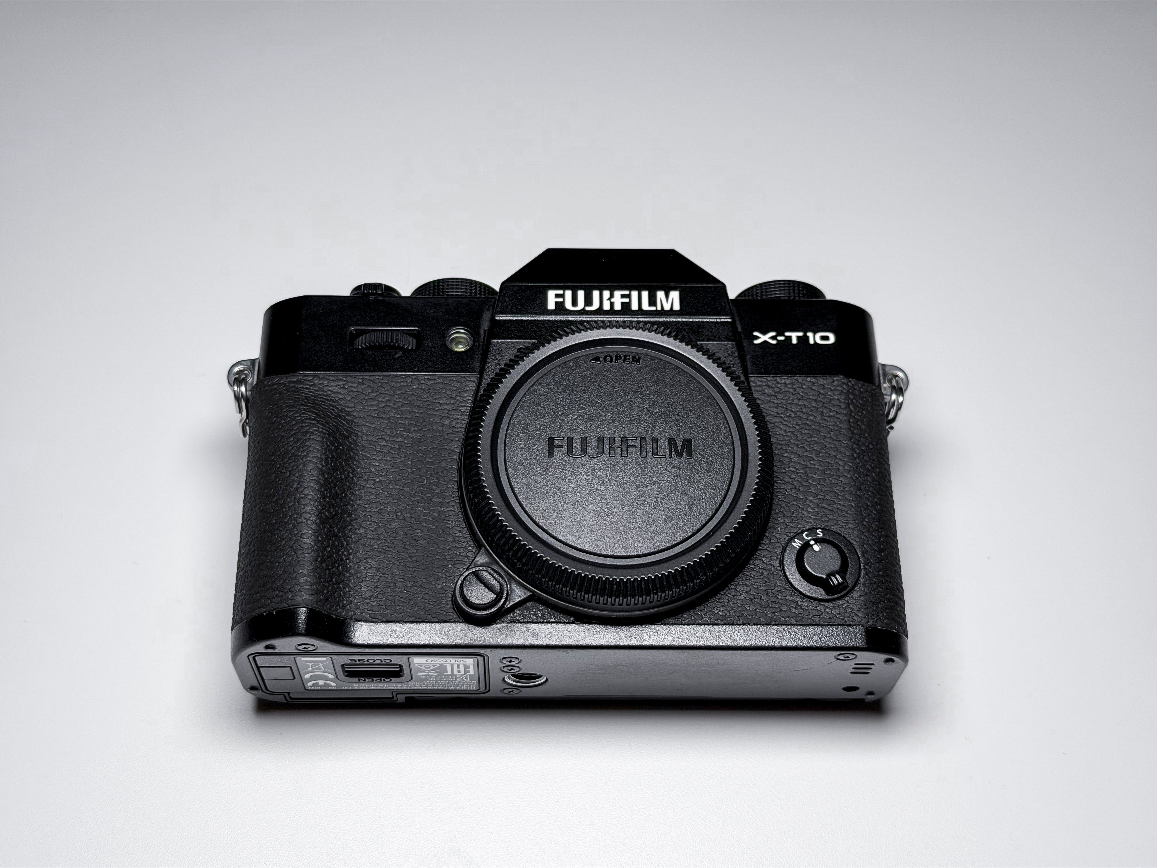 Fujifilm X-T10 Mirrorless APS-C Fuji - 1 Year Warranty, Excellent