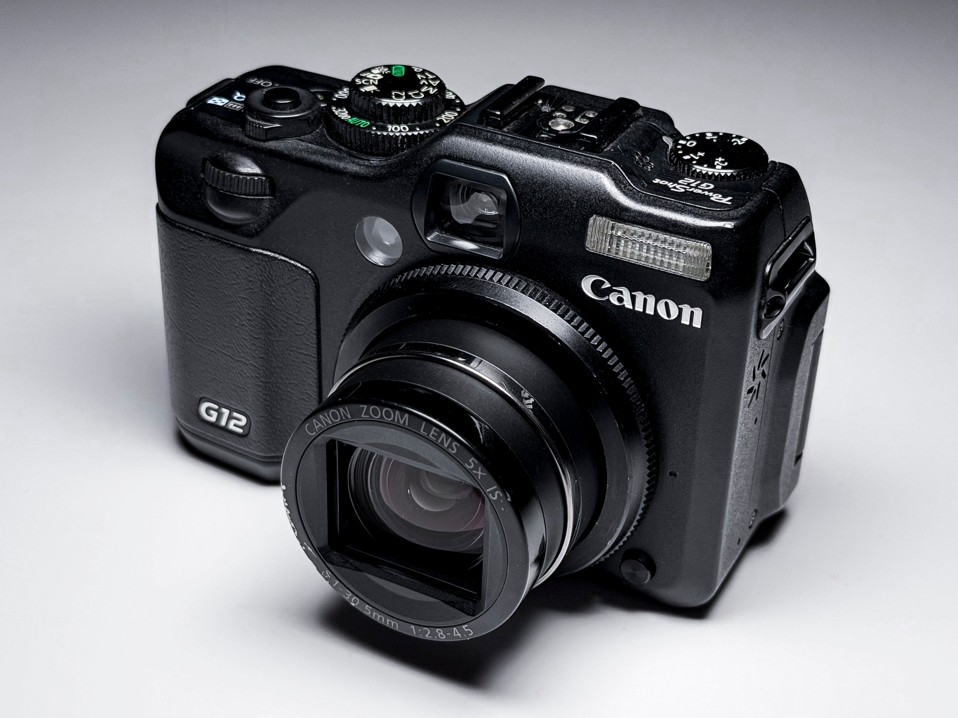 Canon G12 Powershot CCD + Waterproof Case - Excellent 1 Year Warranty