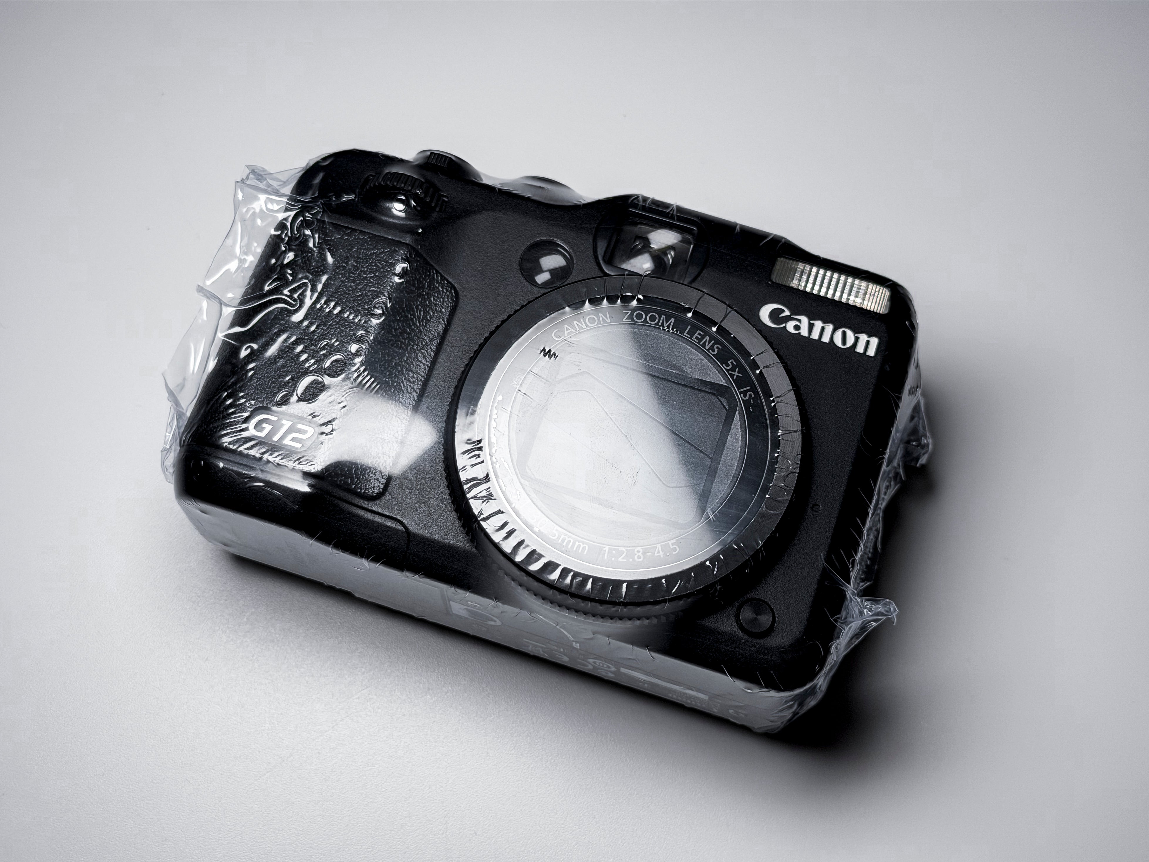 Canon G12 Powershot CCD + Waterproof Case - Excellent 1 Year Warranty