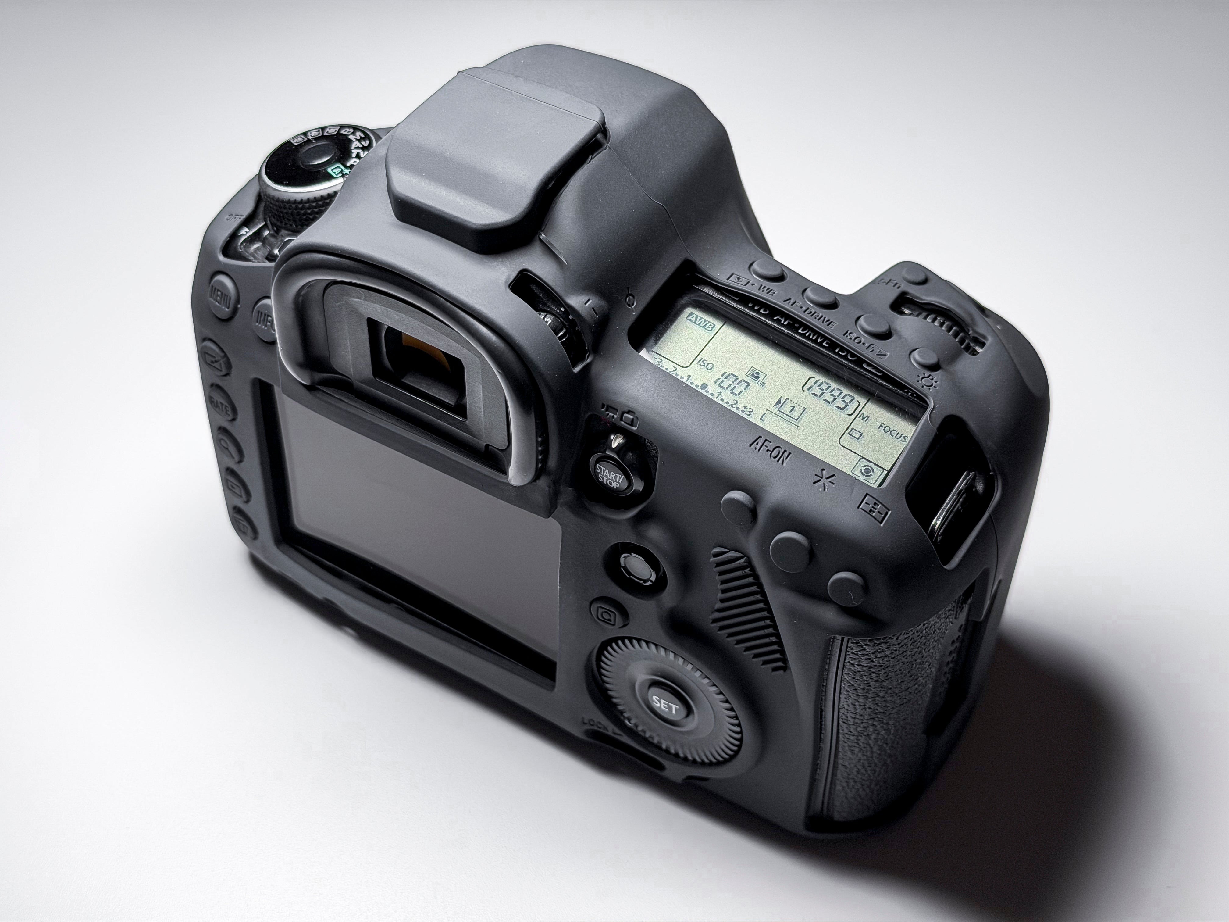 Canon 5D Mark III 3 EOS DSLR Full Frame - 29k Shutter, 1 Year Warranty