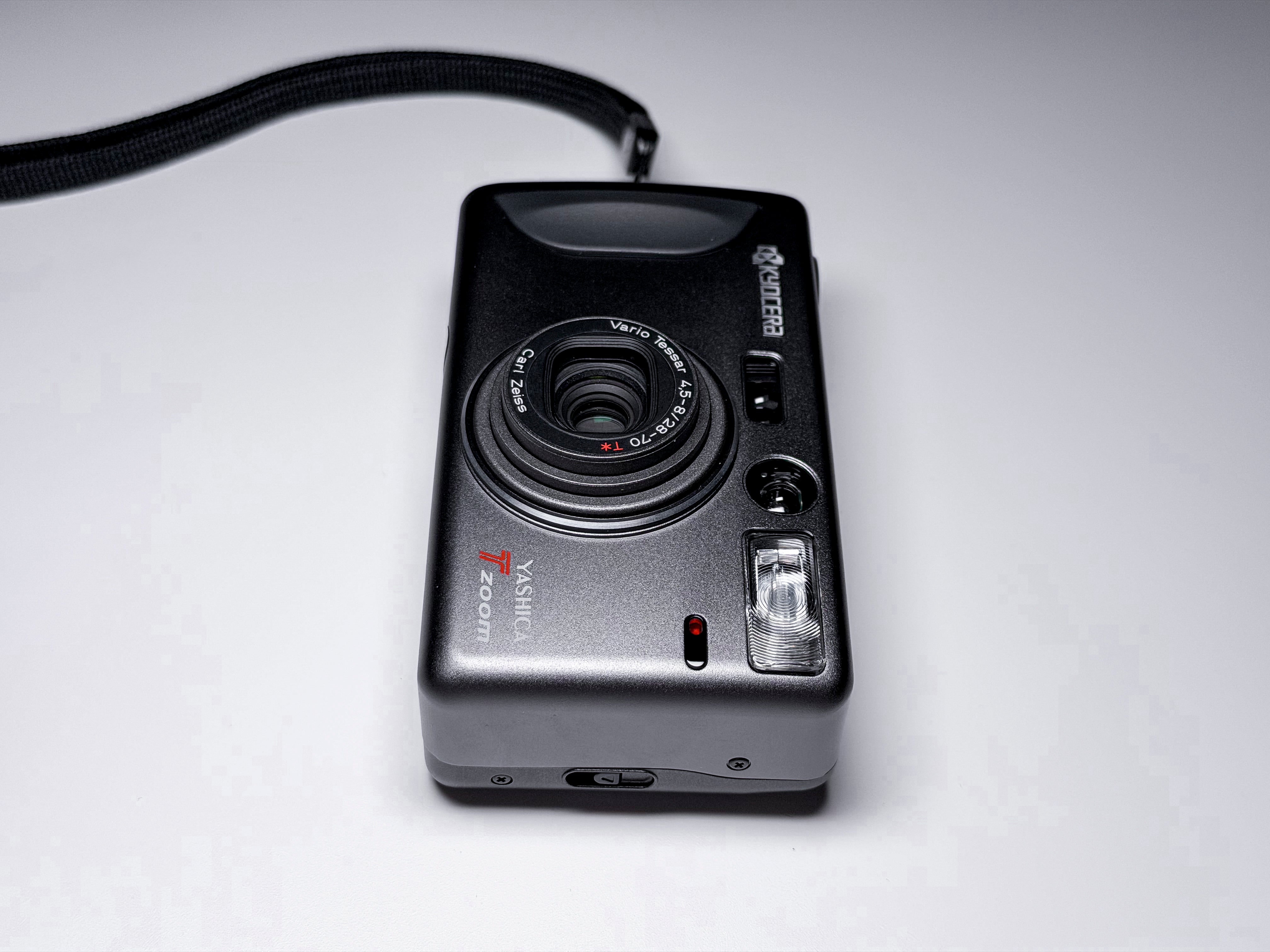 Yashica T T4 Zoom 35mm Film Point&Shoot - Near Mint, Film Tested