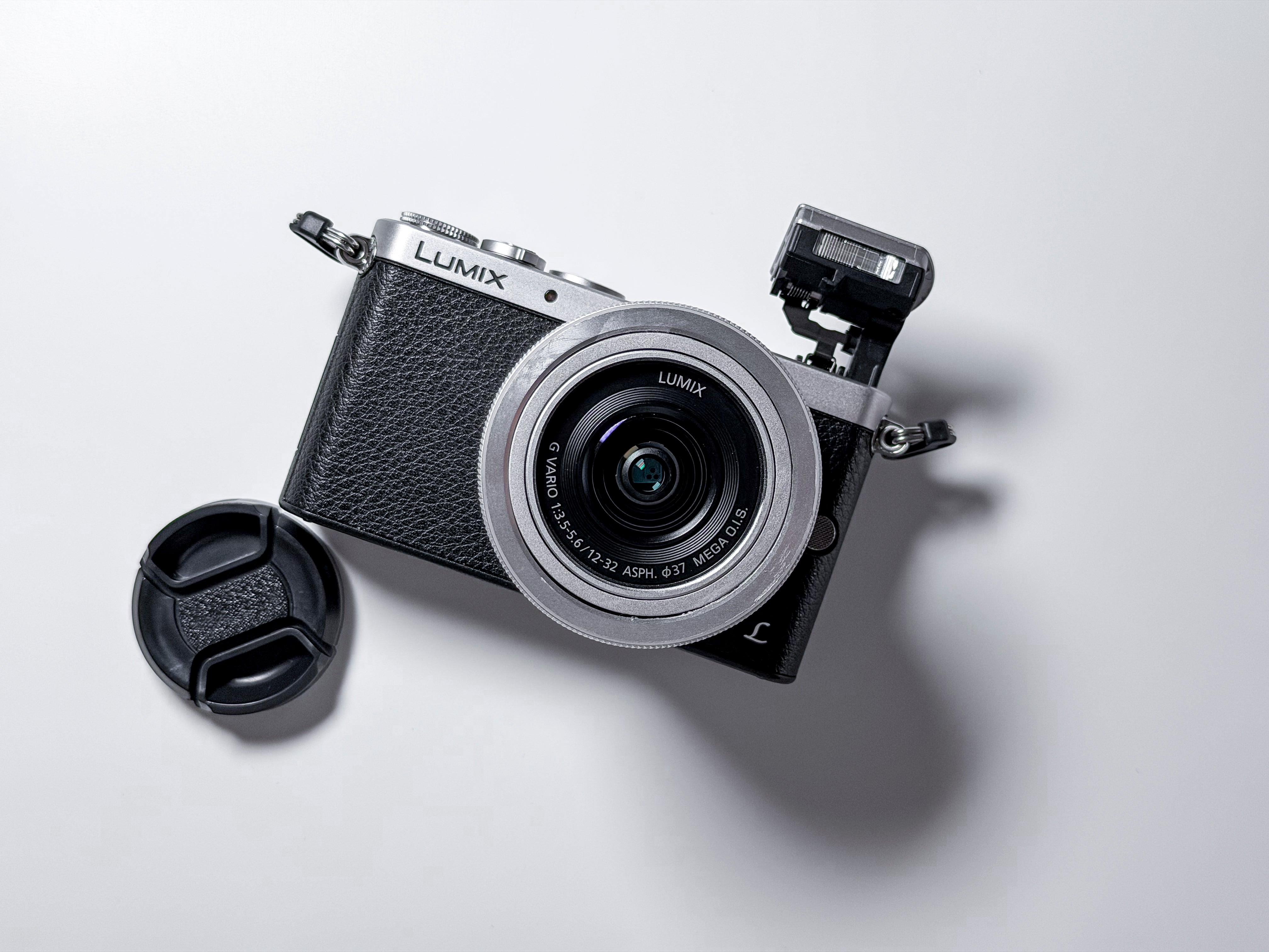 Panasonic Lumix GM1 + 12-32mm OIS Lens - 1 Year Warranty, Excellent GM-1