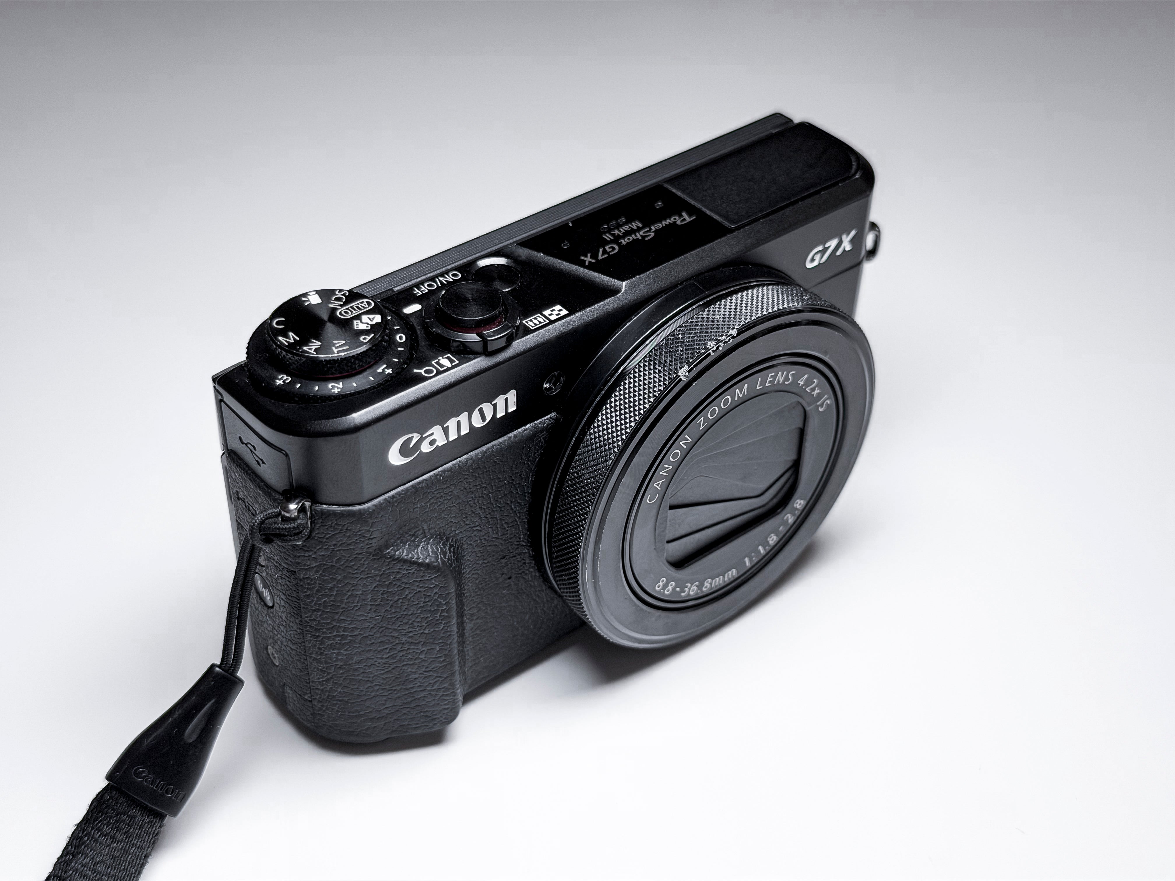 Canon G7X Mark II Powershot Compact Camera 20.1 Mpx - 1 Year Warranty