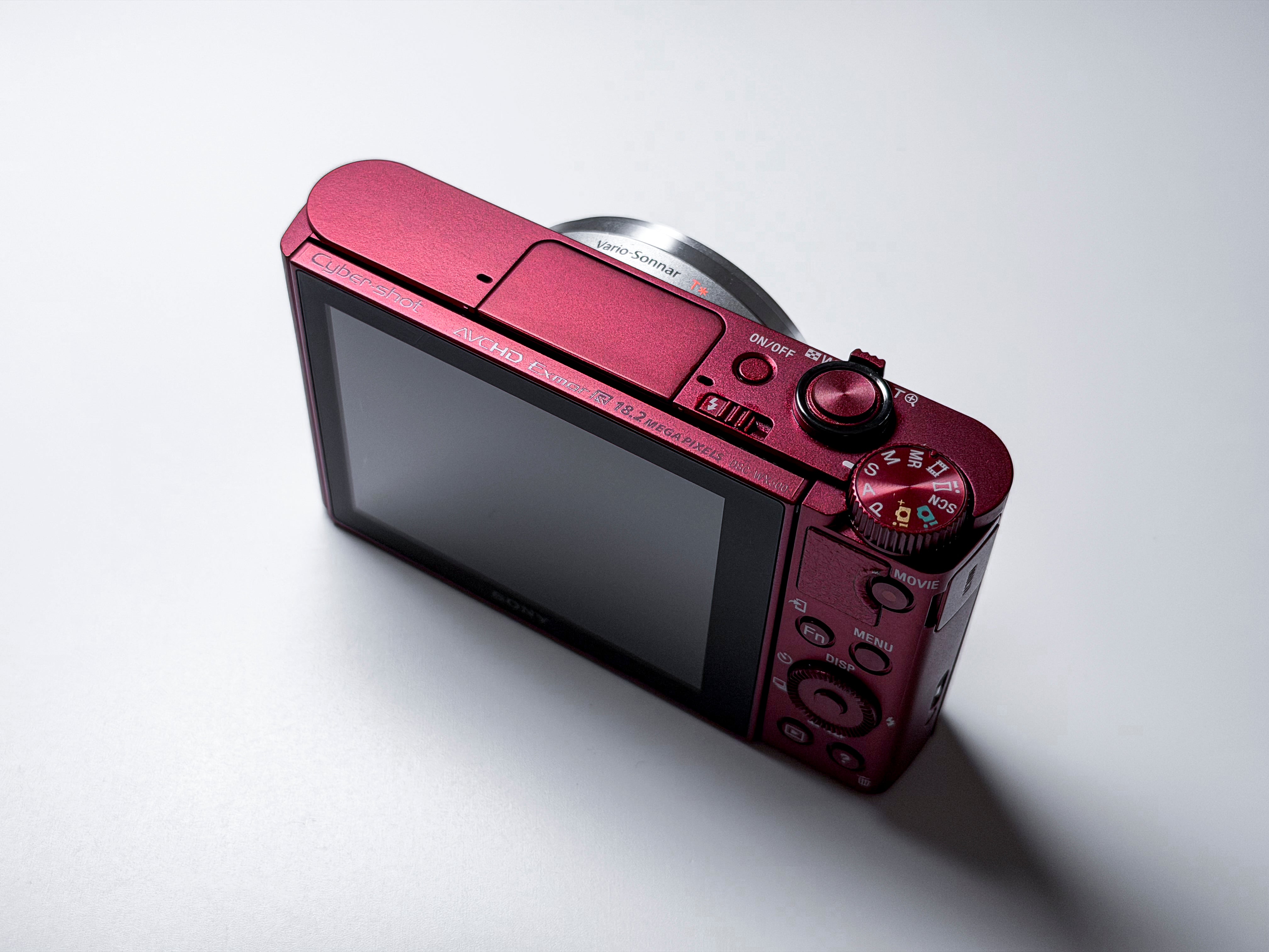 Sony WX500 WX-500 Cyber-shot Zeiss 30x Zoom Digital Compact Camera