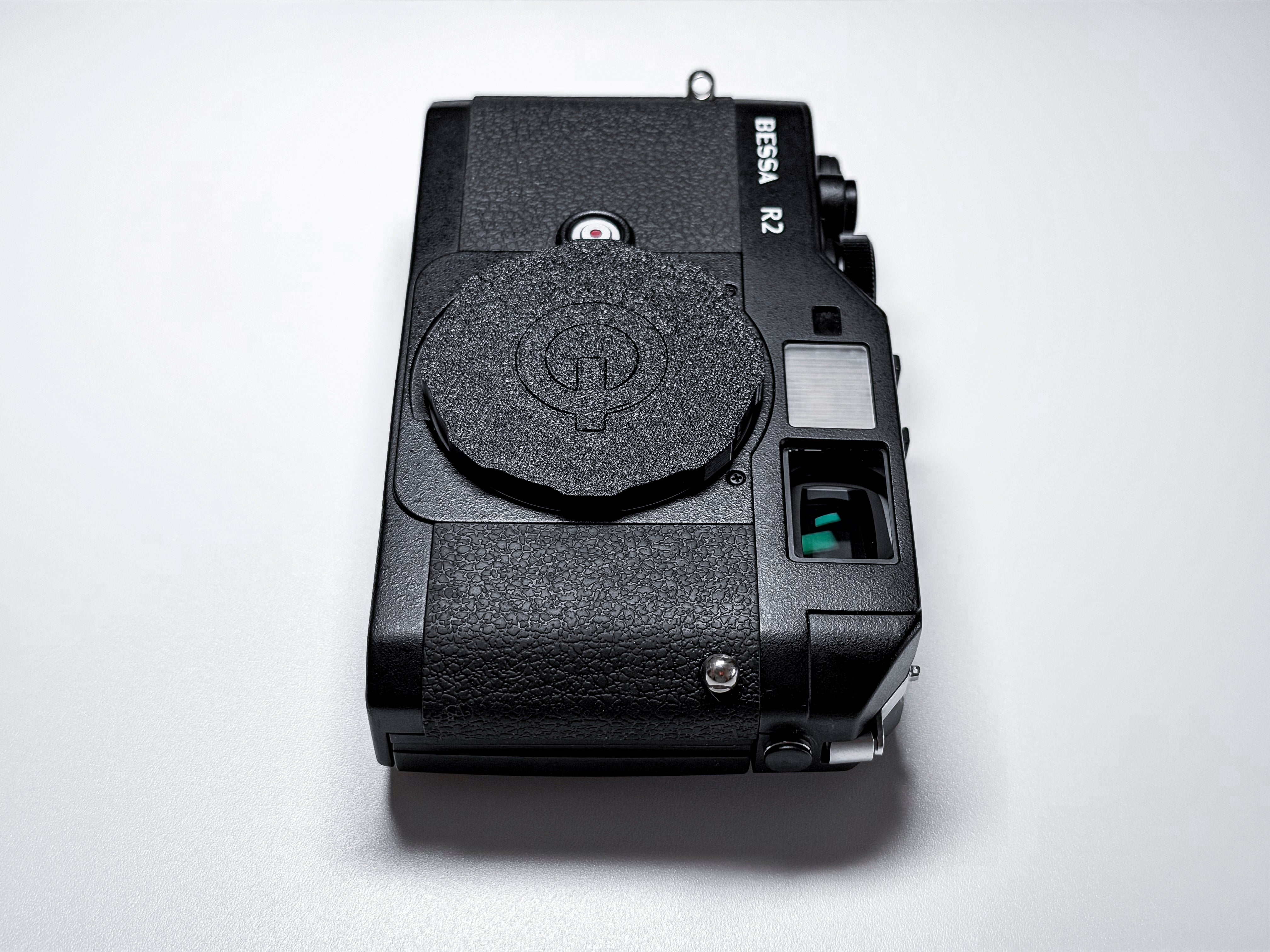 Voigtlander Bessa R2 Rangefinder Camera Leica M Mount - Excellent