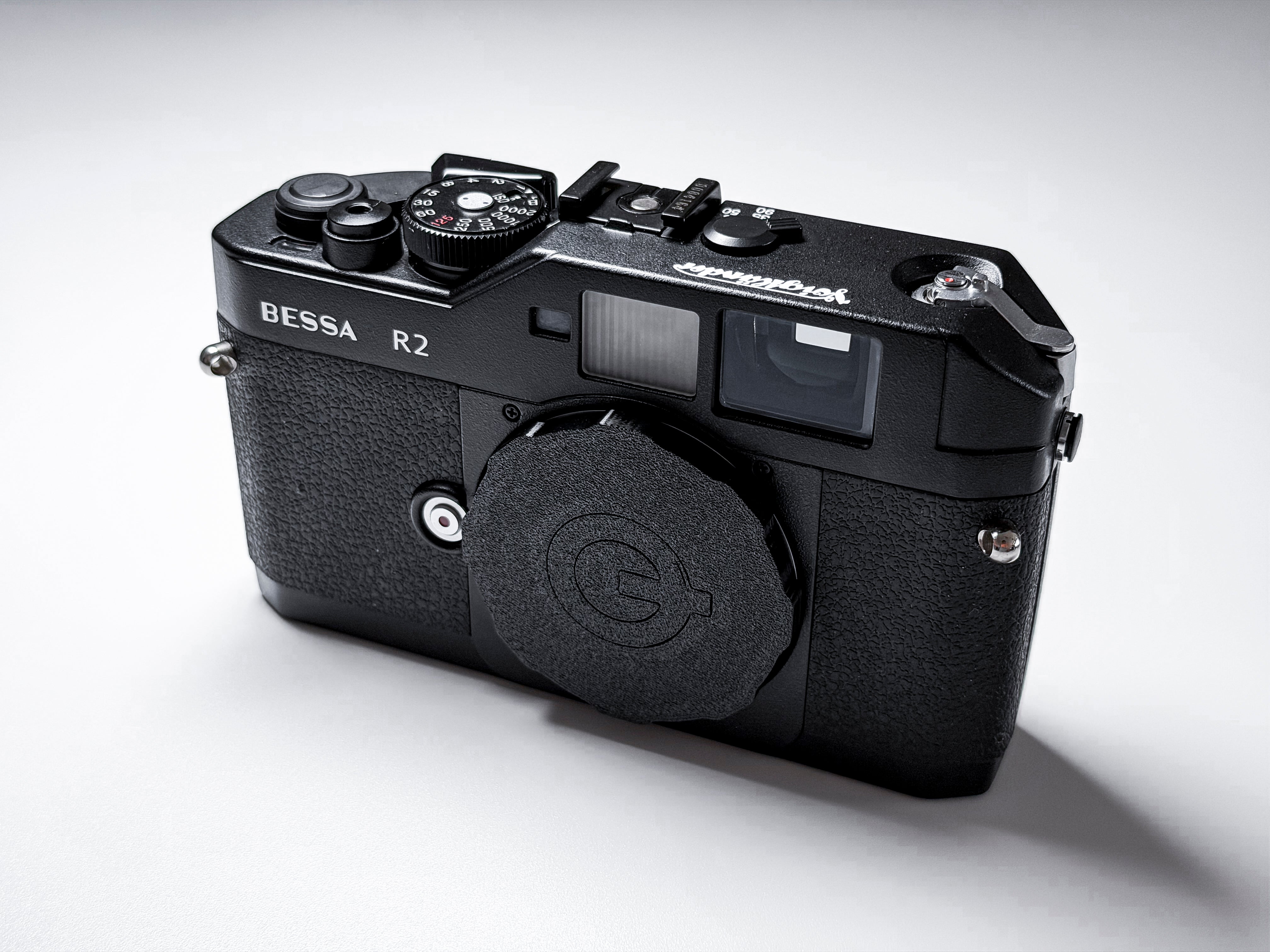 Voigtlander Bessa R2 Rangefinder Camera Leica M Mount - Excellent