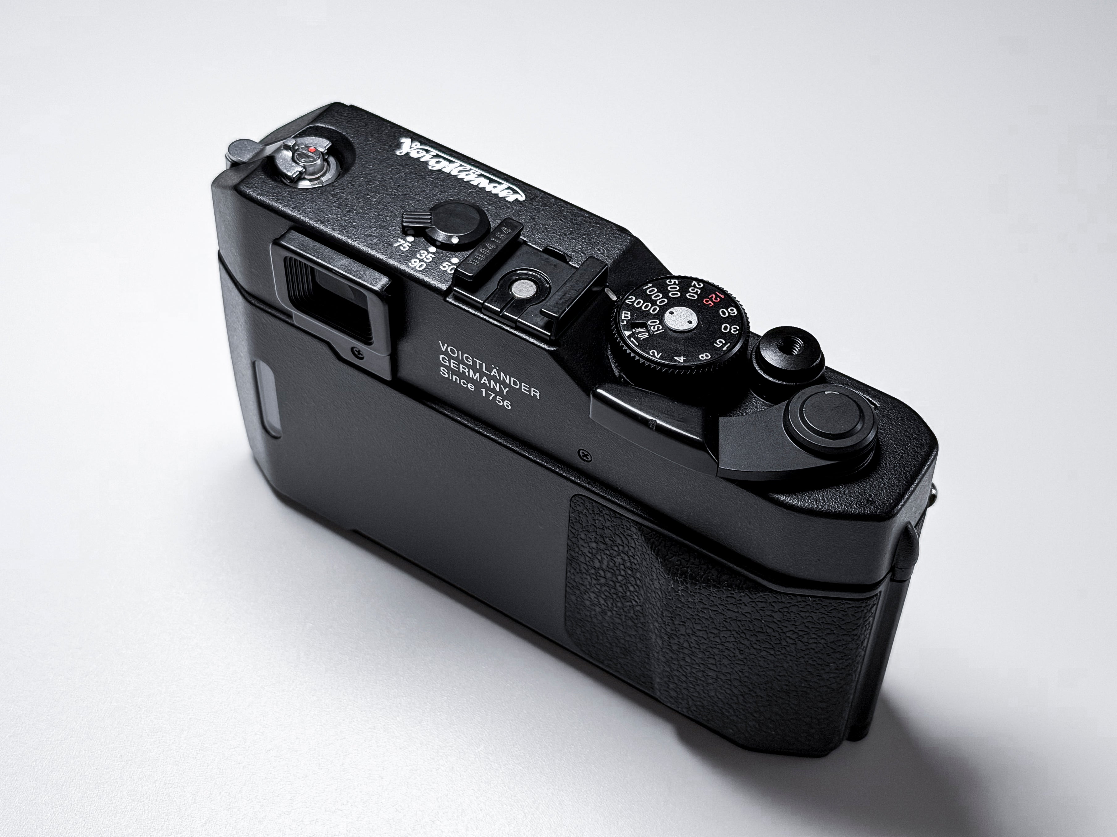 Voigtlander Bessa R2 Rangefinder Camera Leica M Mount - Excellent
