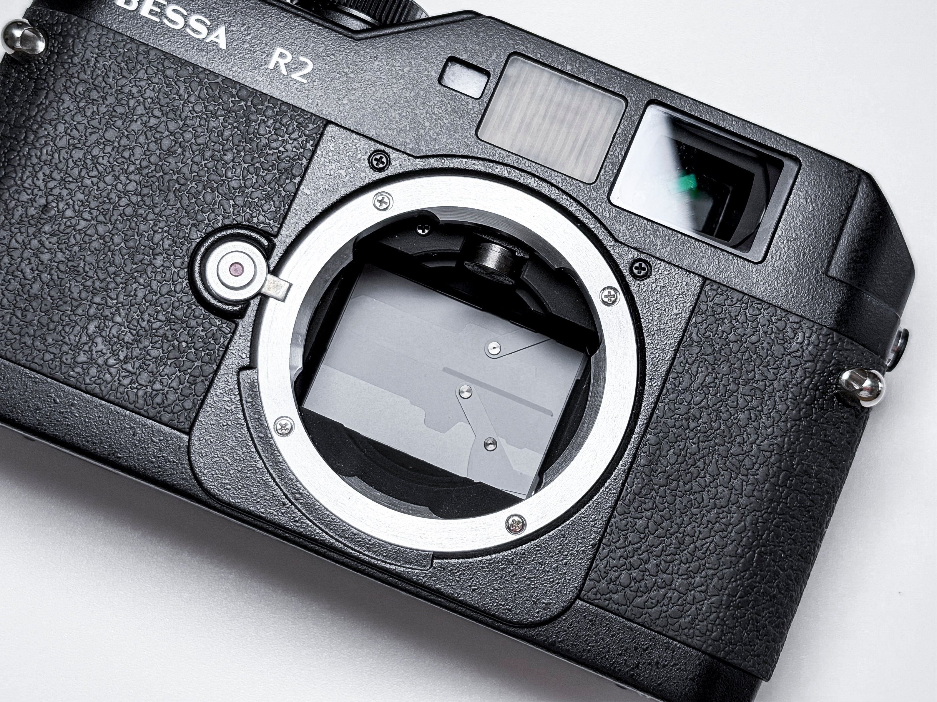 Voigtlander Bessa R2 Rangefinder Camera Leica M Mount - Excellent