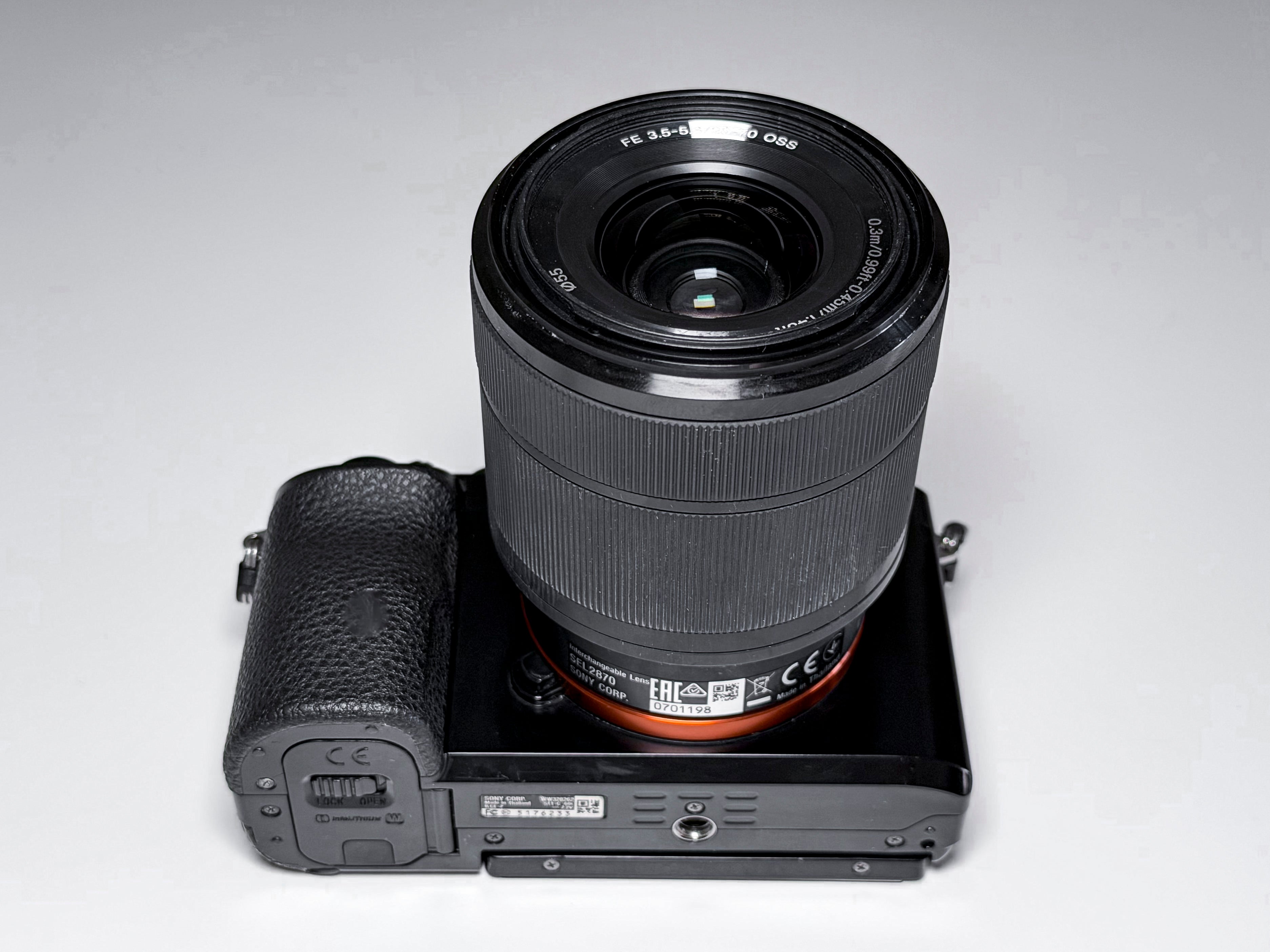 Sony A7 + 28-70mm OSS Full Frame Mirrorless Camera - 1 Year Warranty