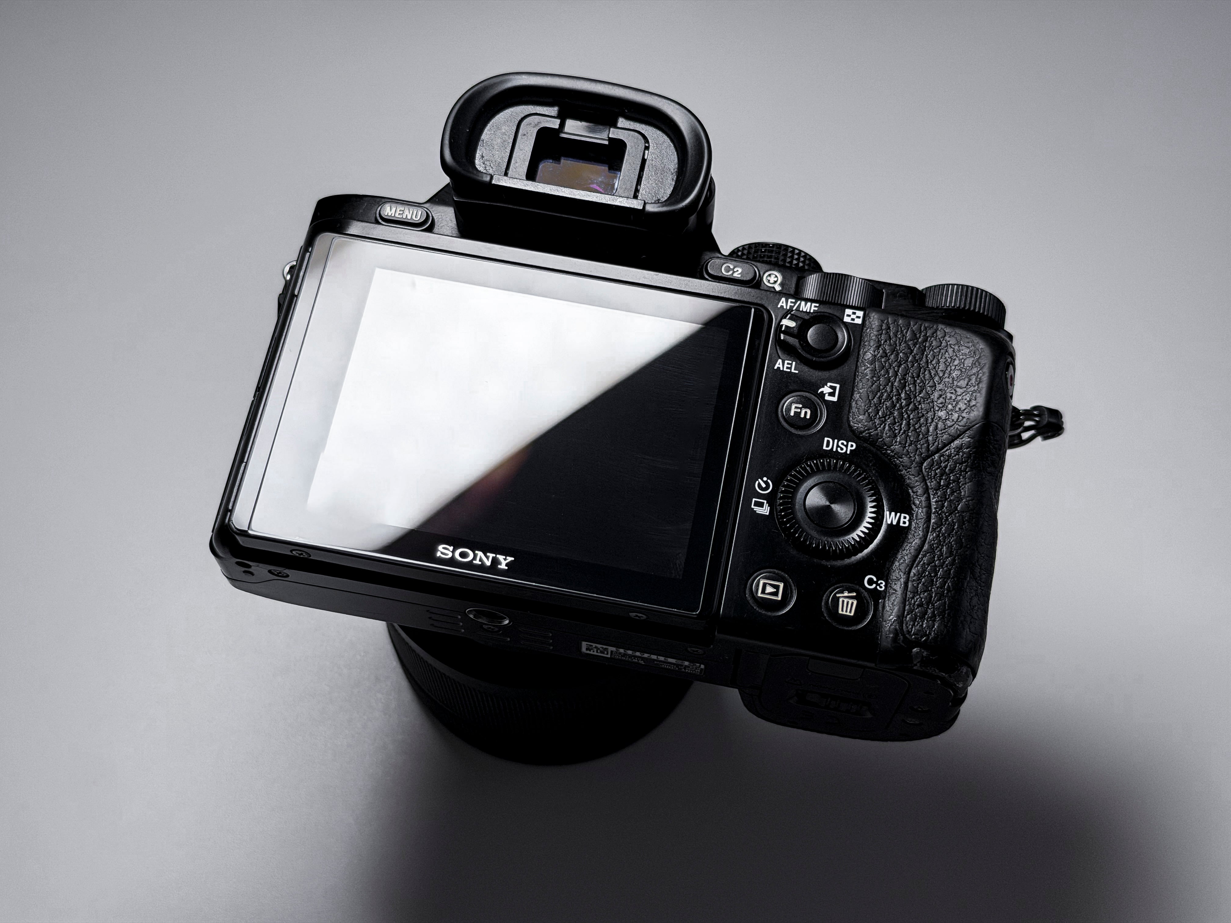 Sony A7 + 28-70mm OSS Full Frame Mirrorless Camera - 1 Year Warranty