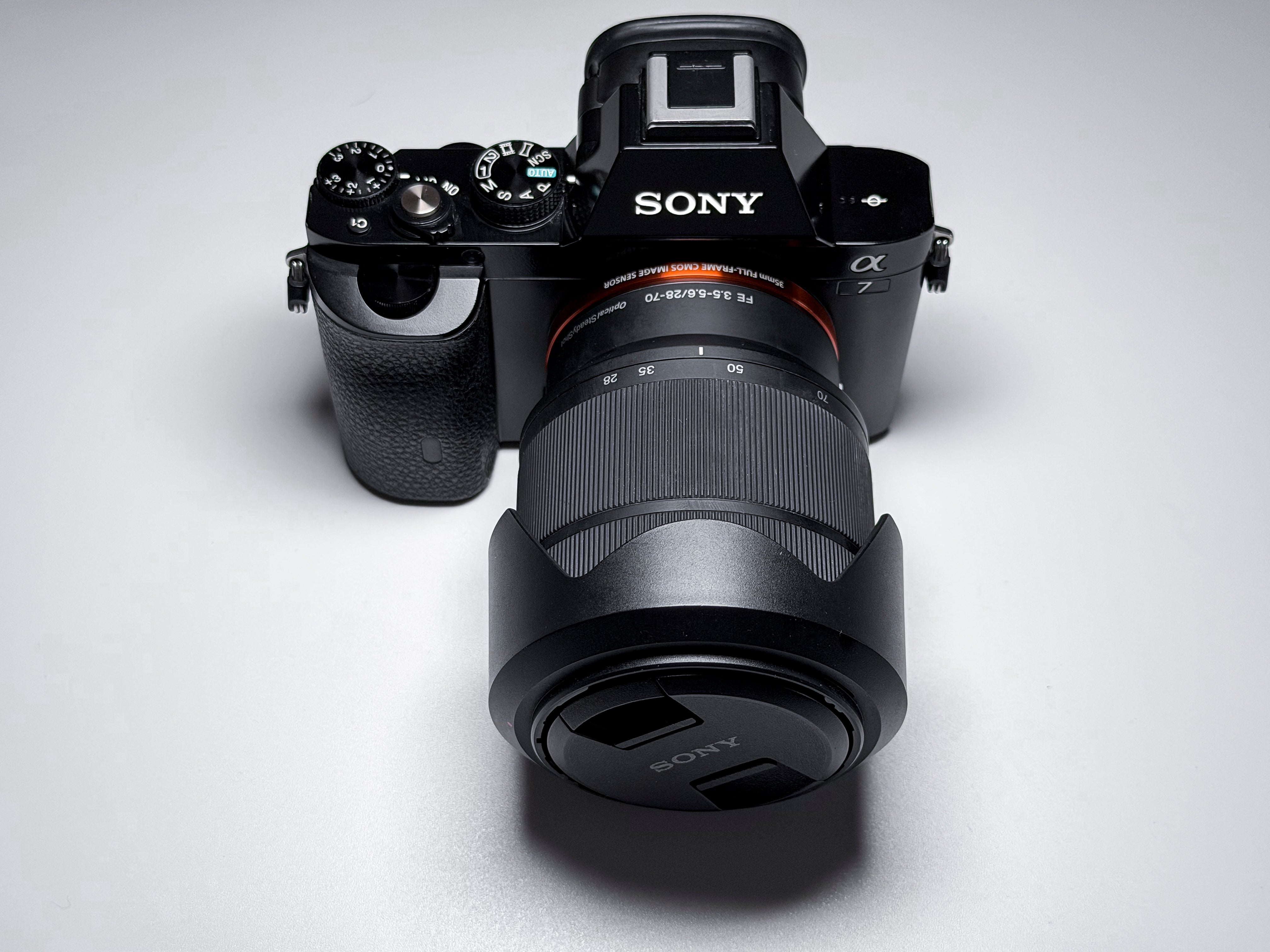 Sony A7 + 28-70mm OSS Full Frame Mirrorless Camera - 1 Year Warranty