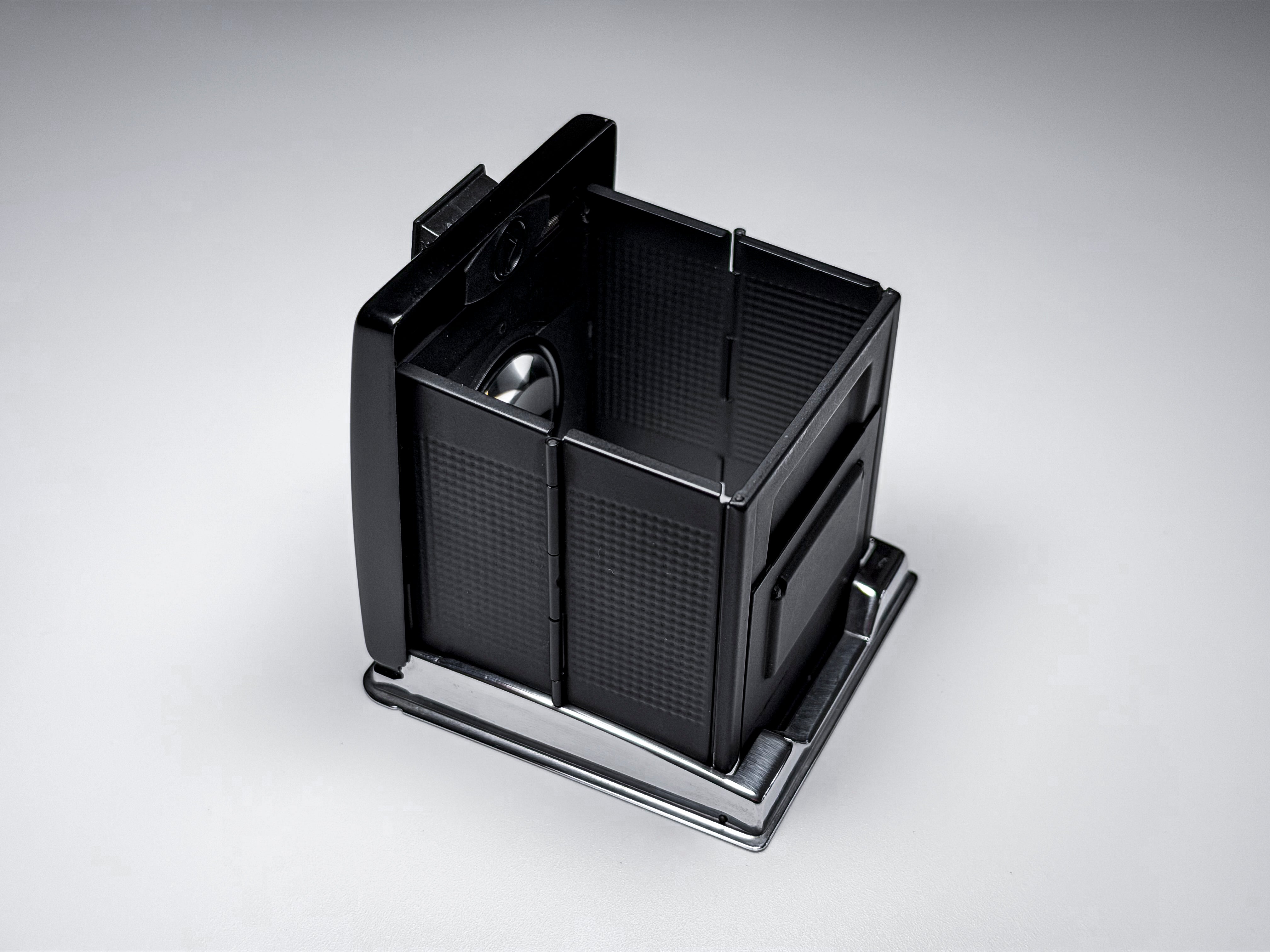 Hasselblad Waist Level Viewfinder Folding Hood Late Model Mint for 500 C/M Exc.