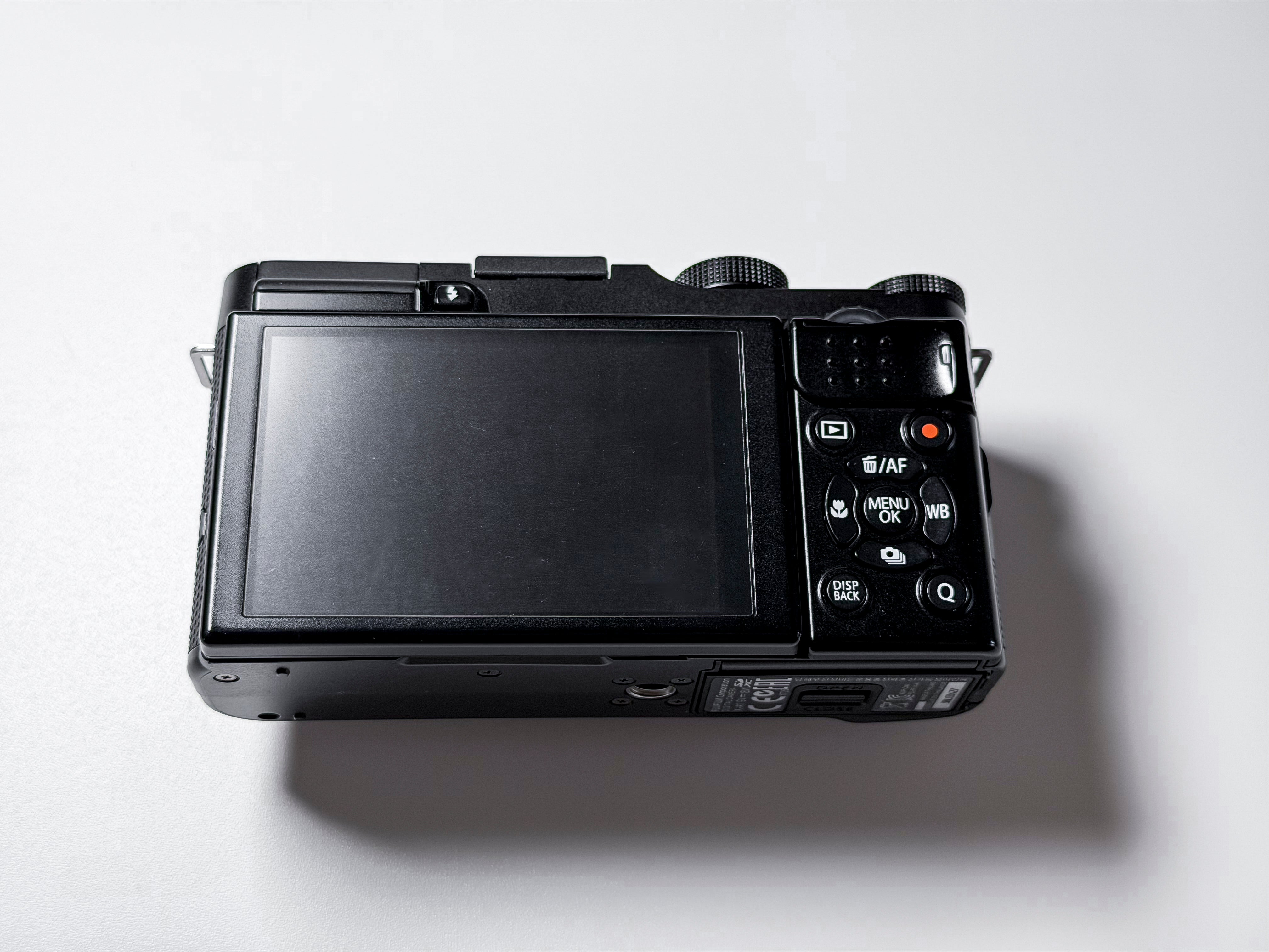 Fujifilm X-A1 + 16-50mm OIS Mirrorless APS-C Fuji - 1 Year Warranty, Excellent