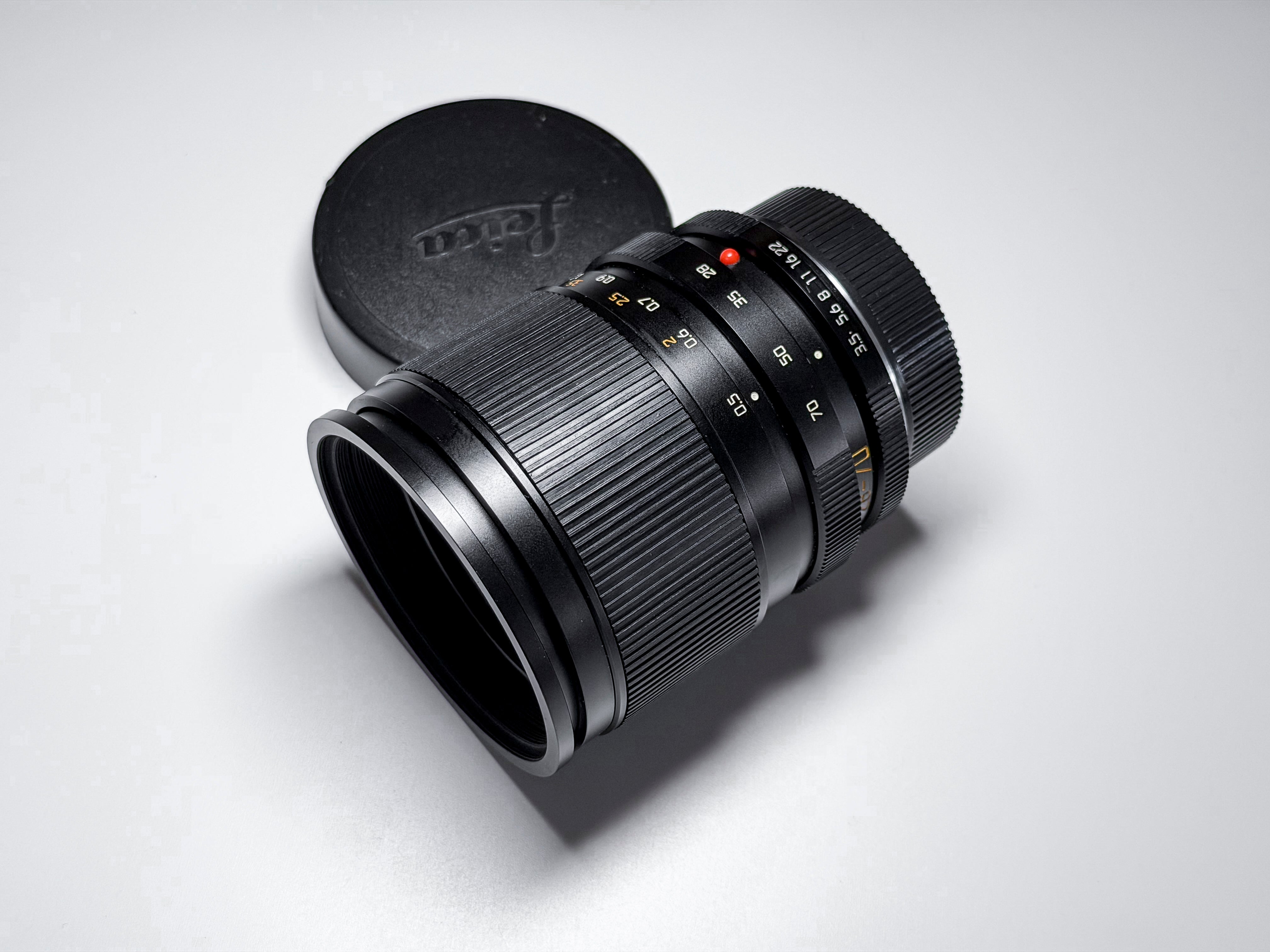 Leica Vario-Elmar R 28-70mm f/3.5-4.5 3 Cam Zoom SLR Lens - Excellent