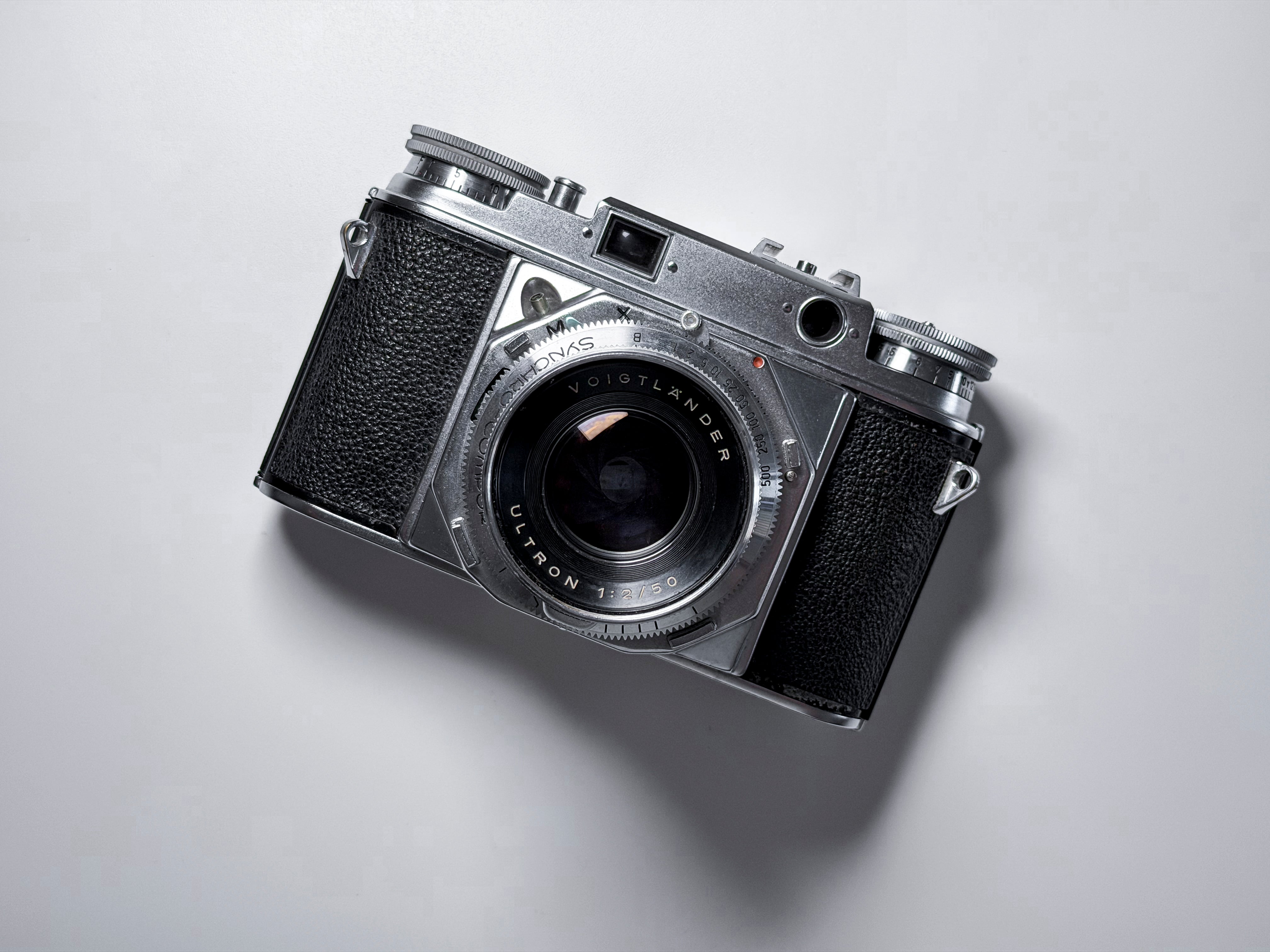 Voigtlander Prominent + 50mm f/2.0 Ultron 35mm Rangefinder - Tested, Excellent