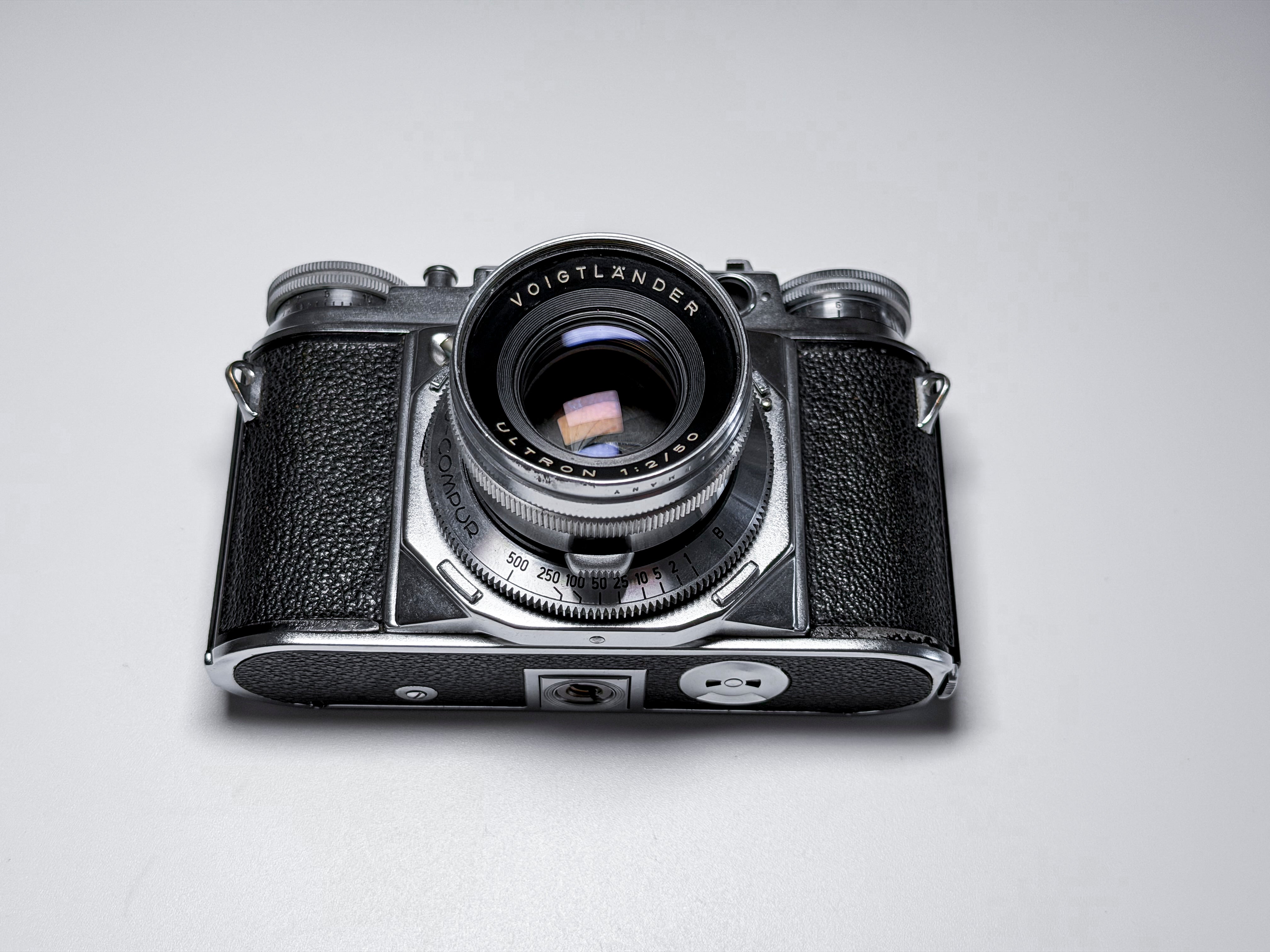 Voigtlander Prominent + 50mm f/2.0 Ultron 35mm Rangefinder - Tested, Excellent
