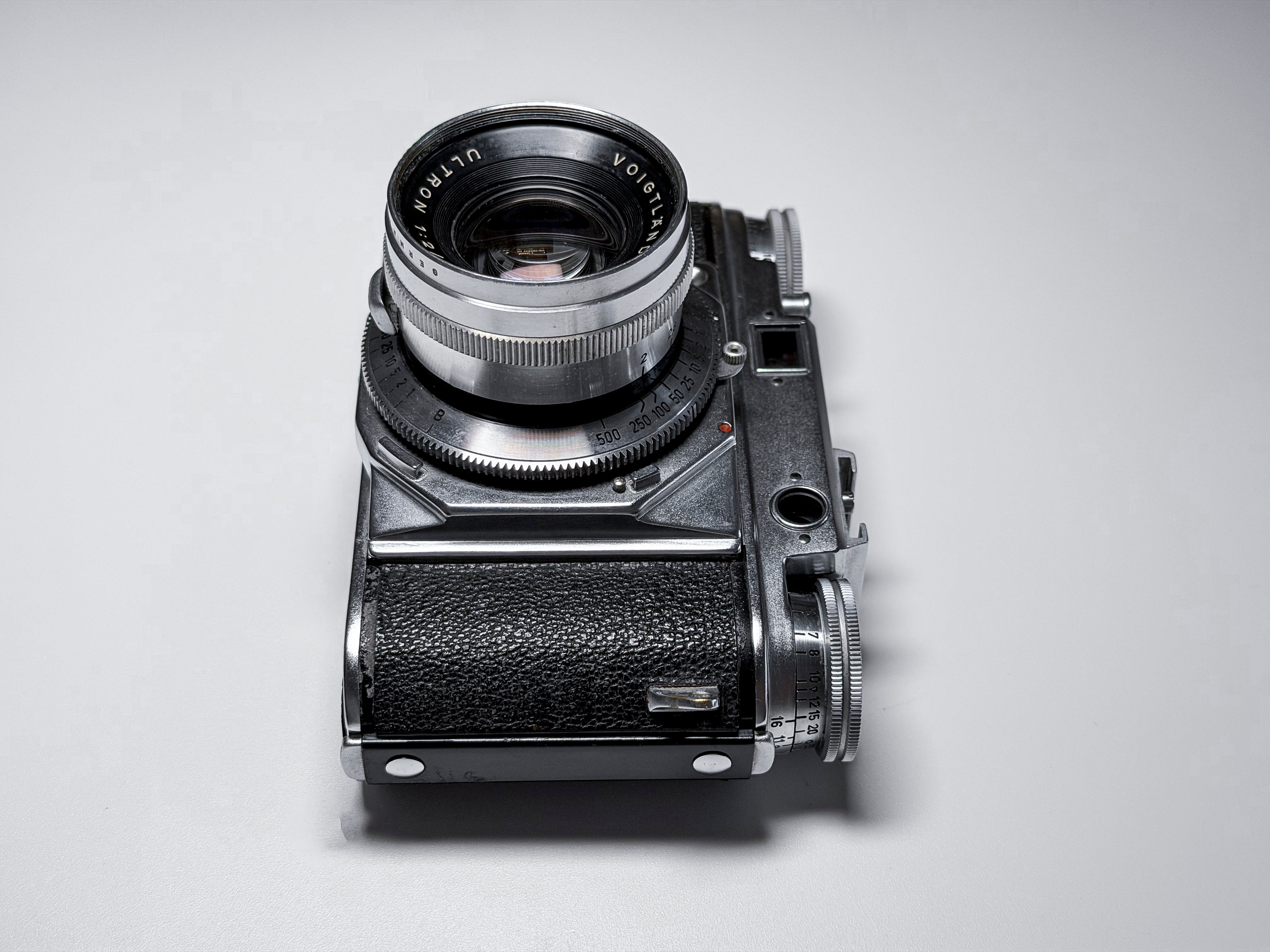 Voigtlander Prominent + 50mm f/2.0 Ultron 35mm Rangefinder - Tested, Excellent