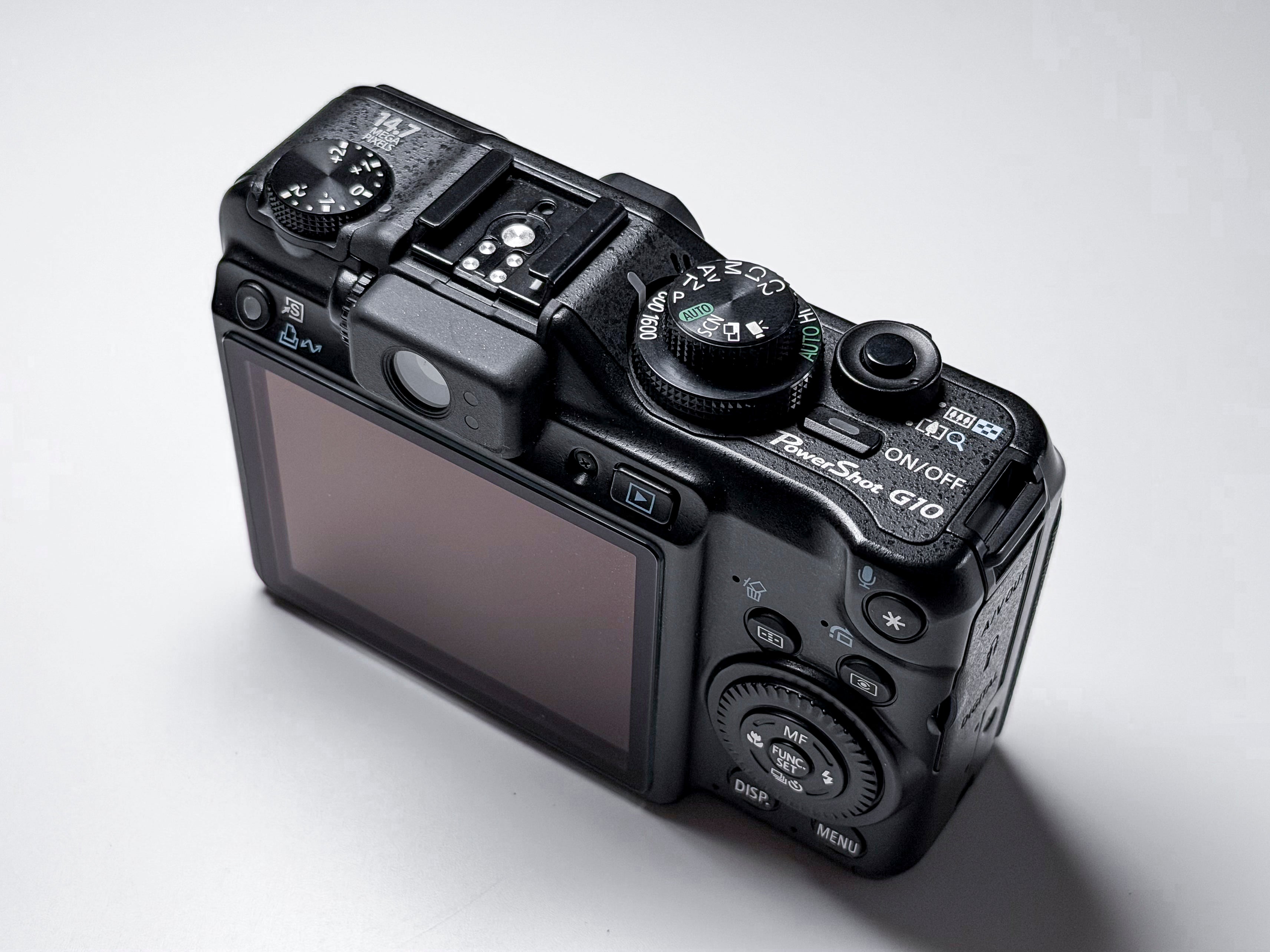 Canon Powershot G10 CCD Sensor Compact Camera - 1 Year Warranty, Excellent
